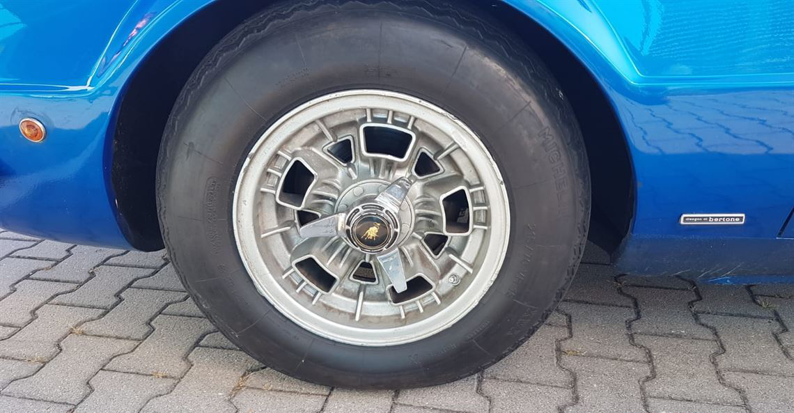 兰博基尼Jarama 400 GT