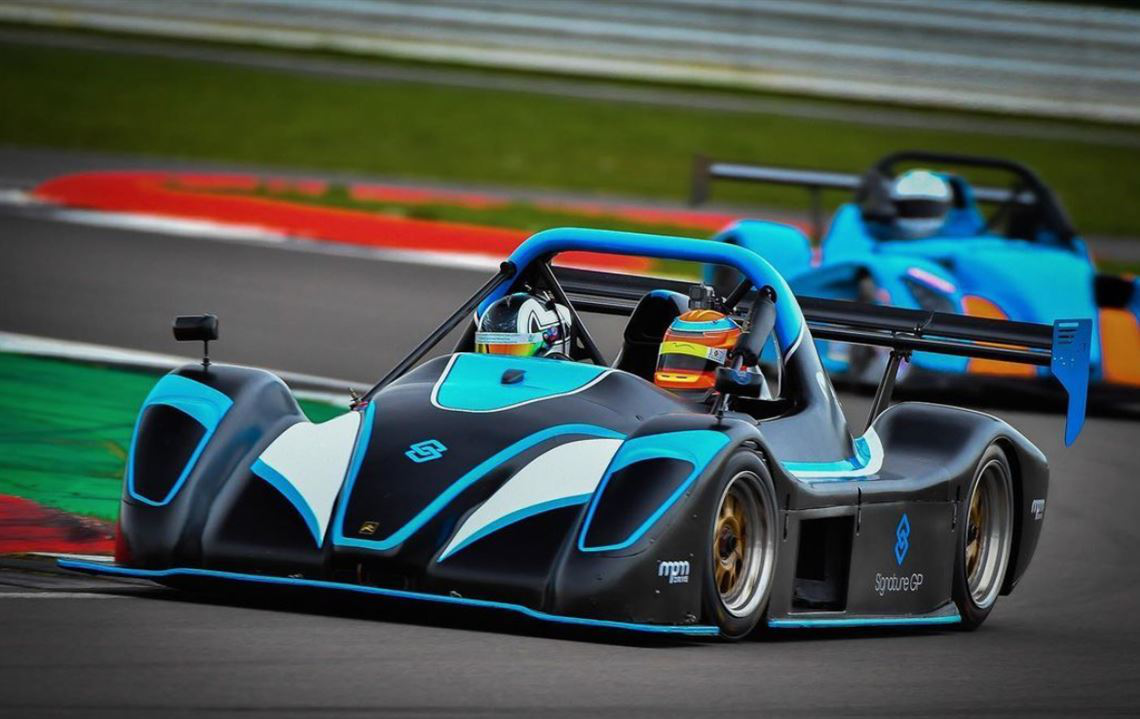 宝马M235i Racing Cup, Radical SR3