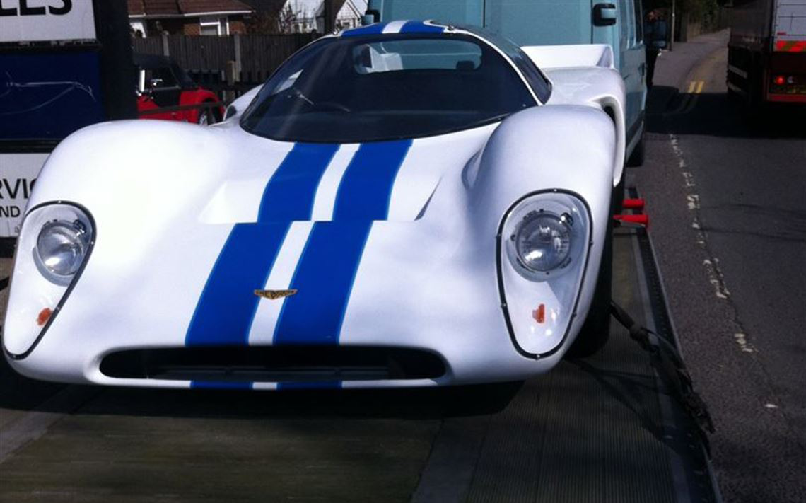 Chevron B16滚动底盘，可以选购FVC发动机