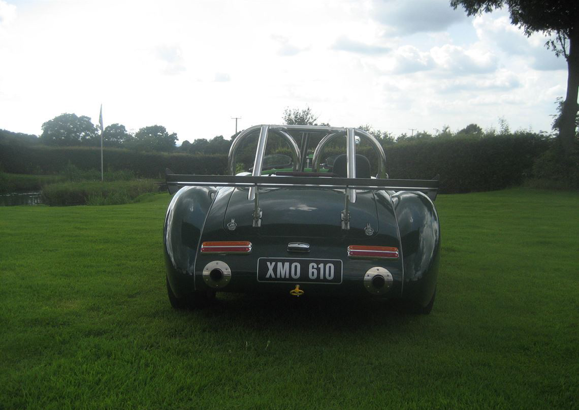 MG (เอ็มจี) MGA