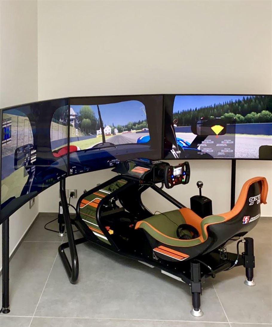 Professional & Luxury Grade Simulator