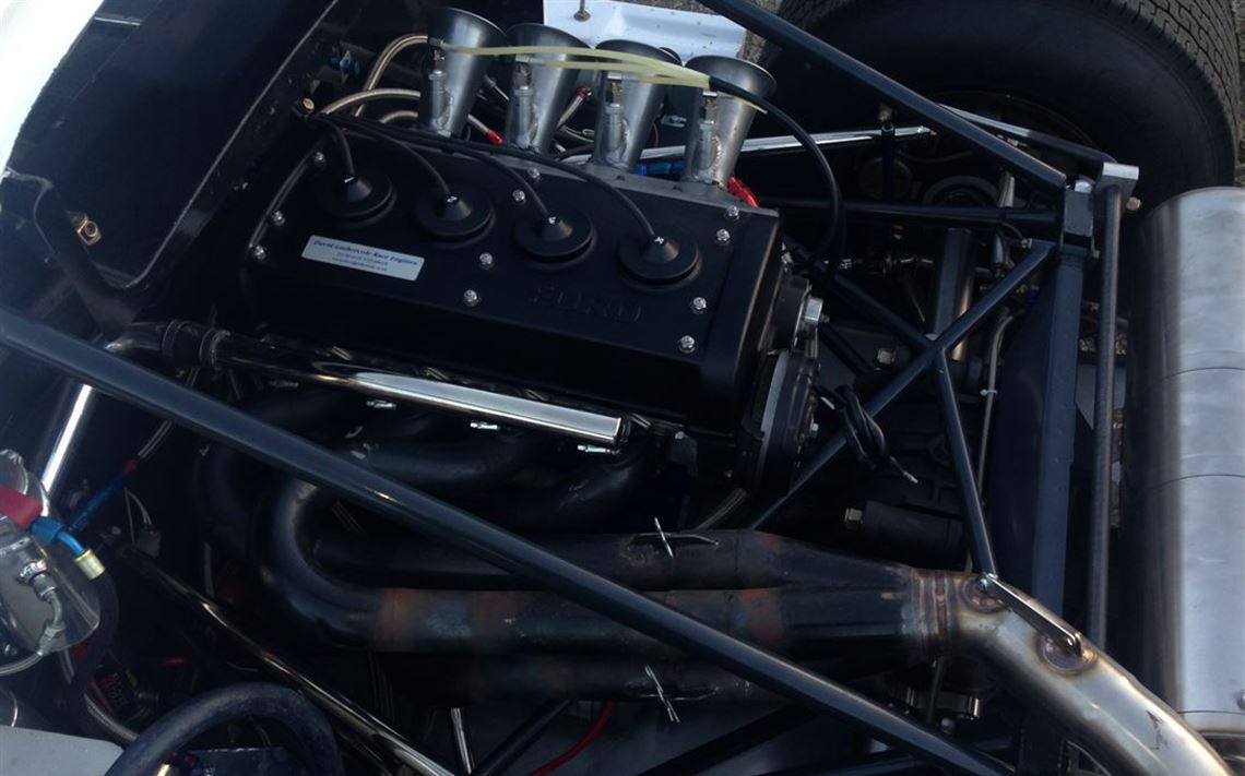 Chevron B16滚动底盘，可以选购FVC发动机