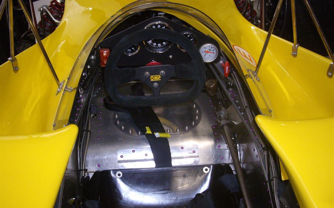 Lola T300 - Horst Kroll  HU15，全面修复