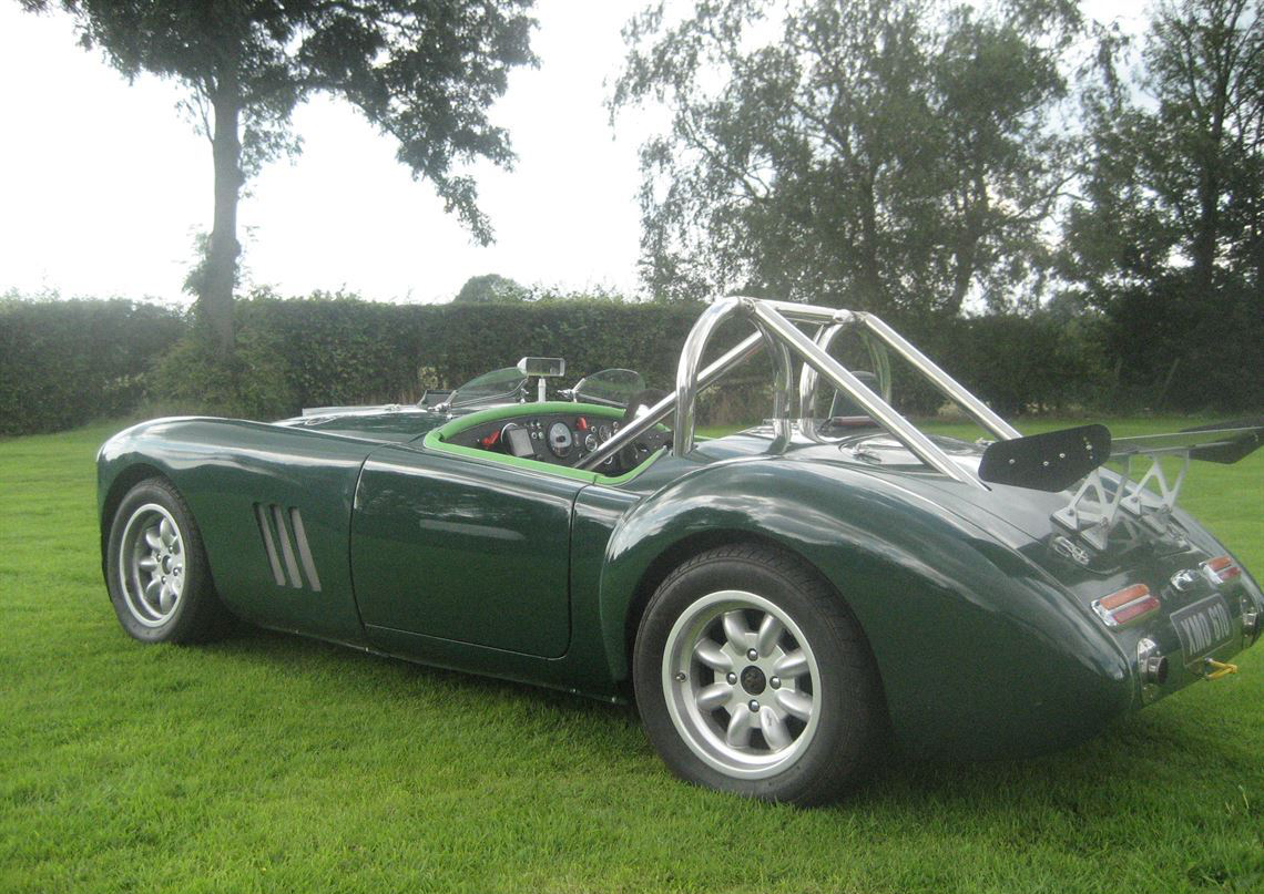 MG (เอ็มจี) MGA