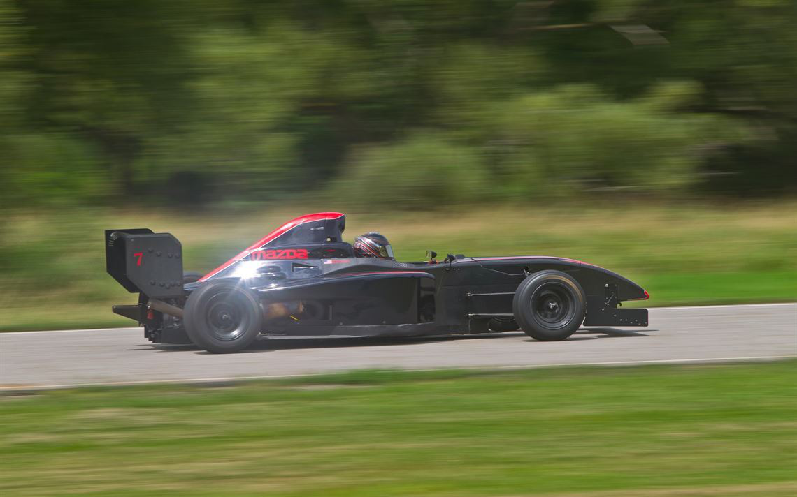 Elan Pro Formula Mazda