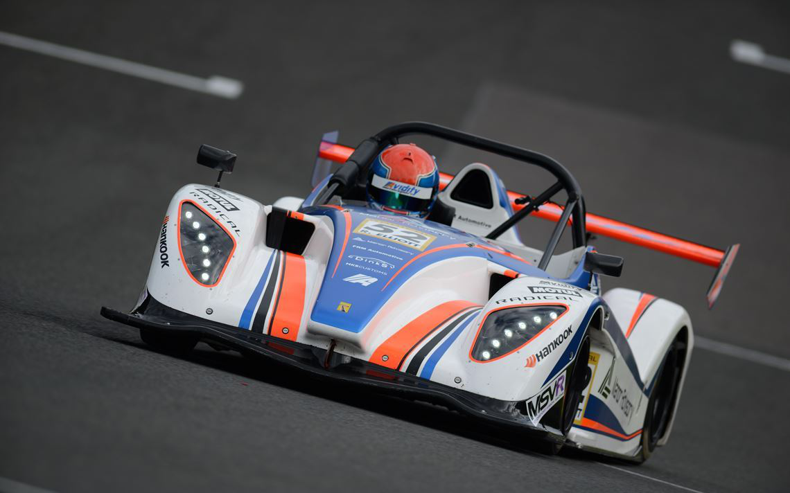 Radical SR1 – 无增值税