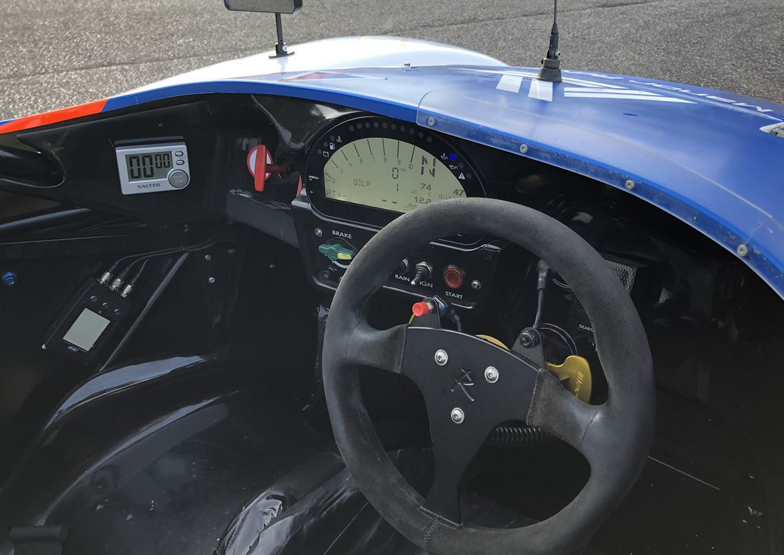 Radical SR1 – 无增值税