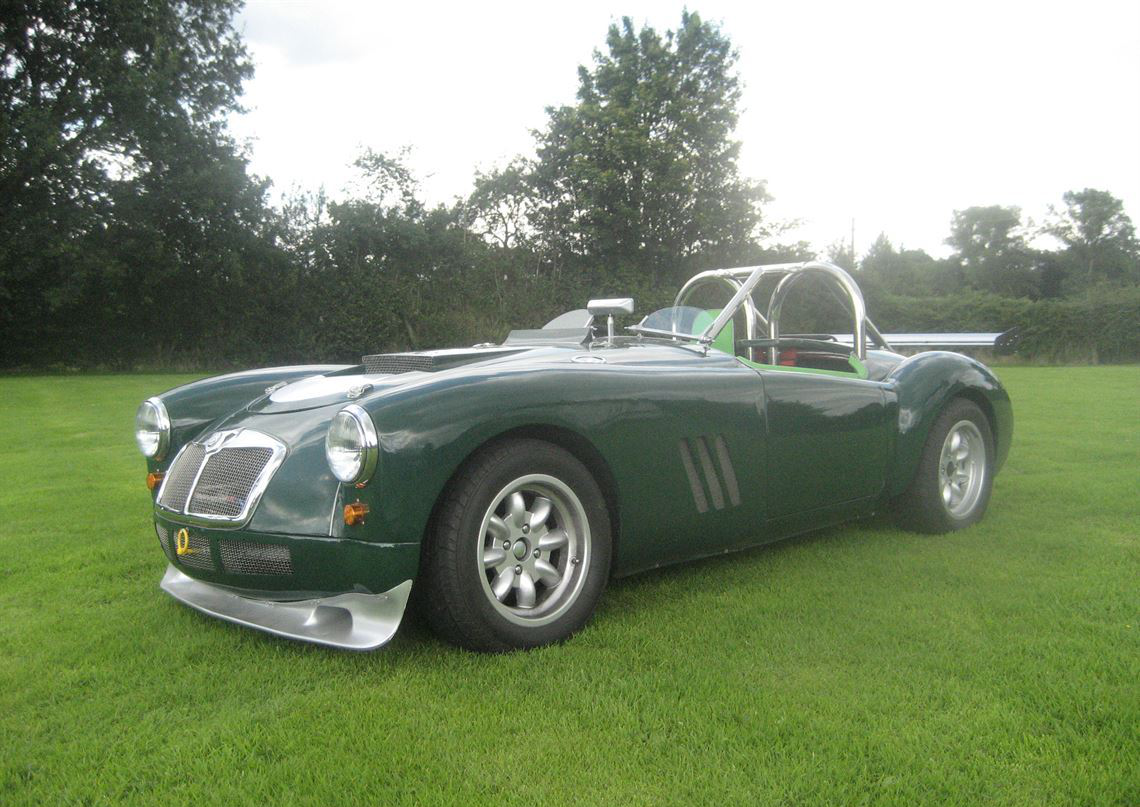 MG (เอ็มจี) MGA