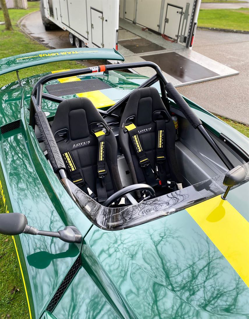 Lotus 2-Eleven - 原厂SVA，合法上路