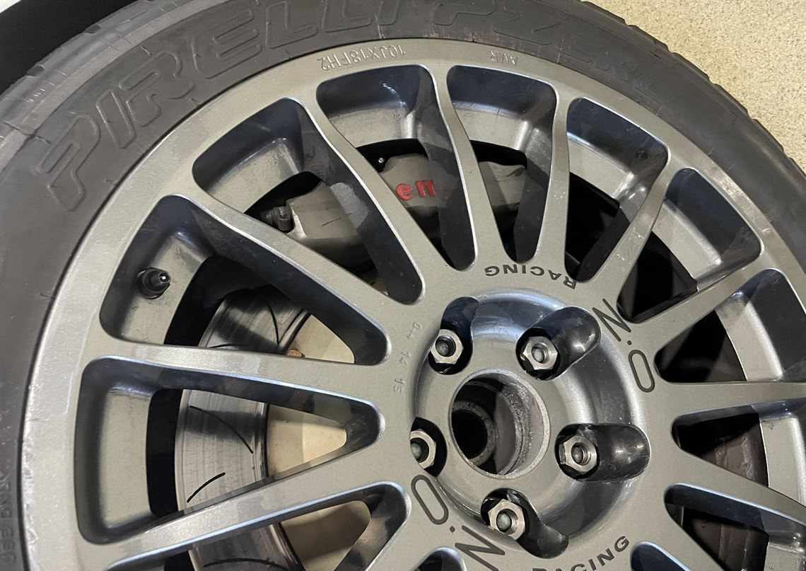 Aston Martin GT4 GRAN AM规格