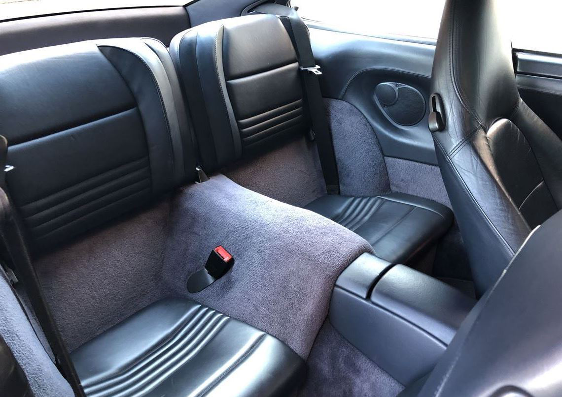 1999 保时捷911 Carrera 4