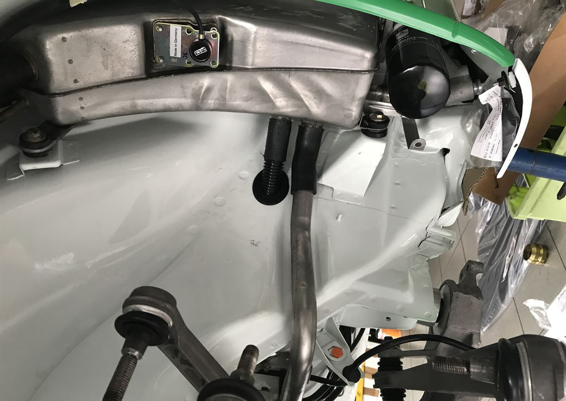 Porsche (保时捷) 993 Cup