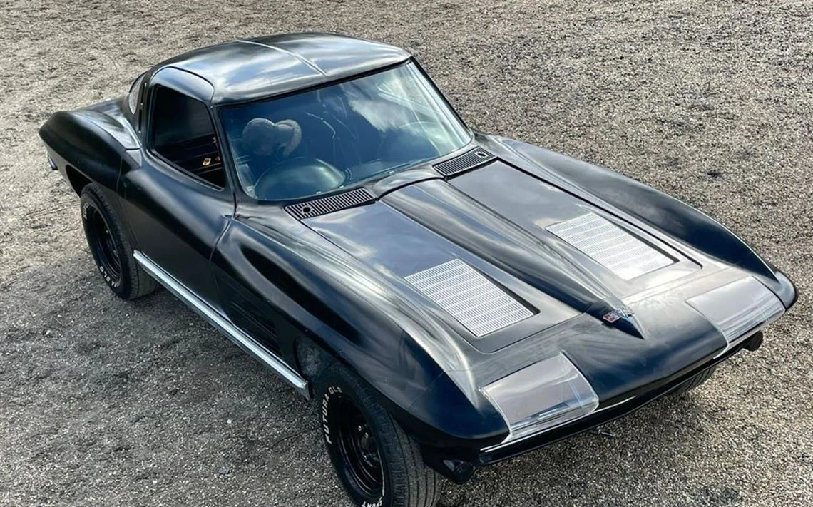 C2 Chevrolet Corvette Body / Chassis