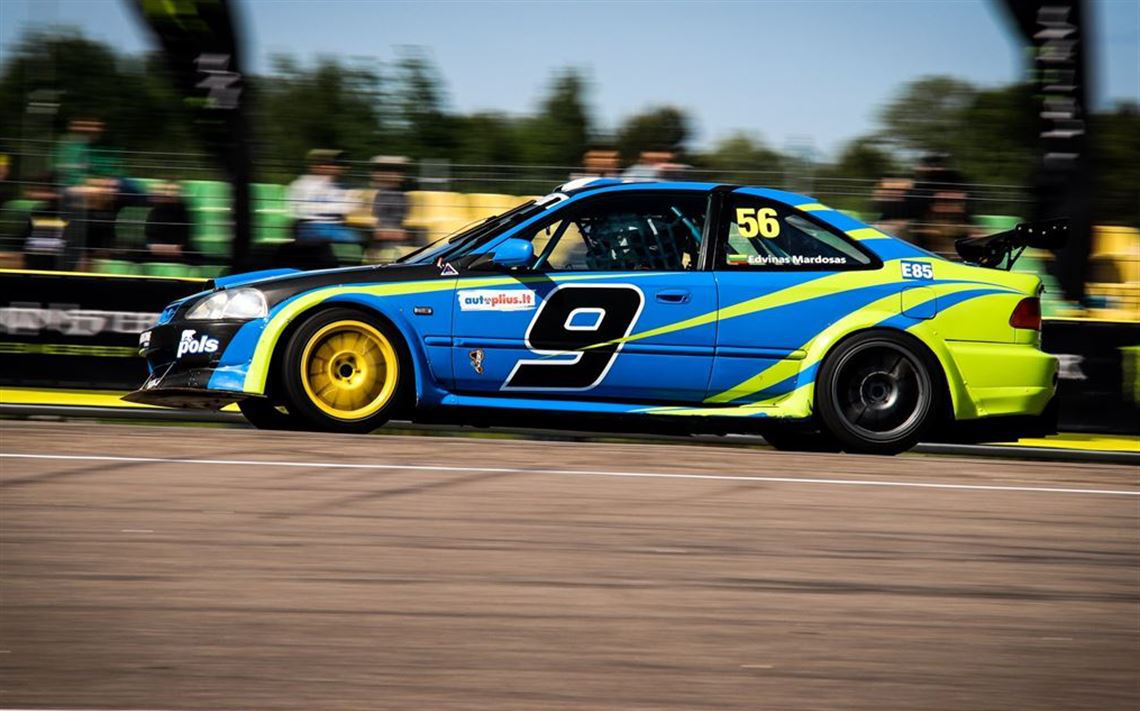 本田Civic 6Gen Coupe