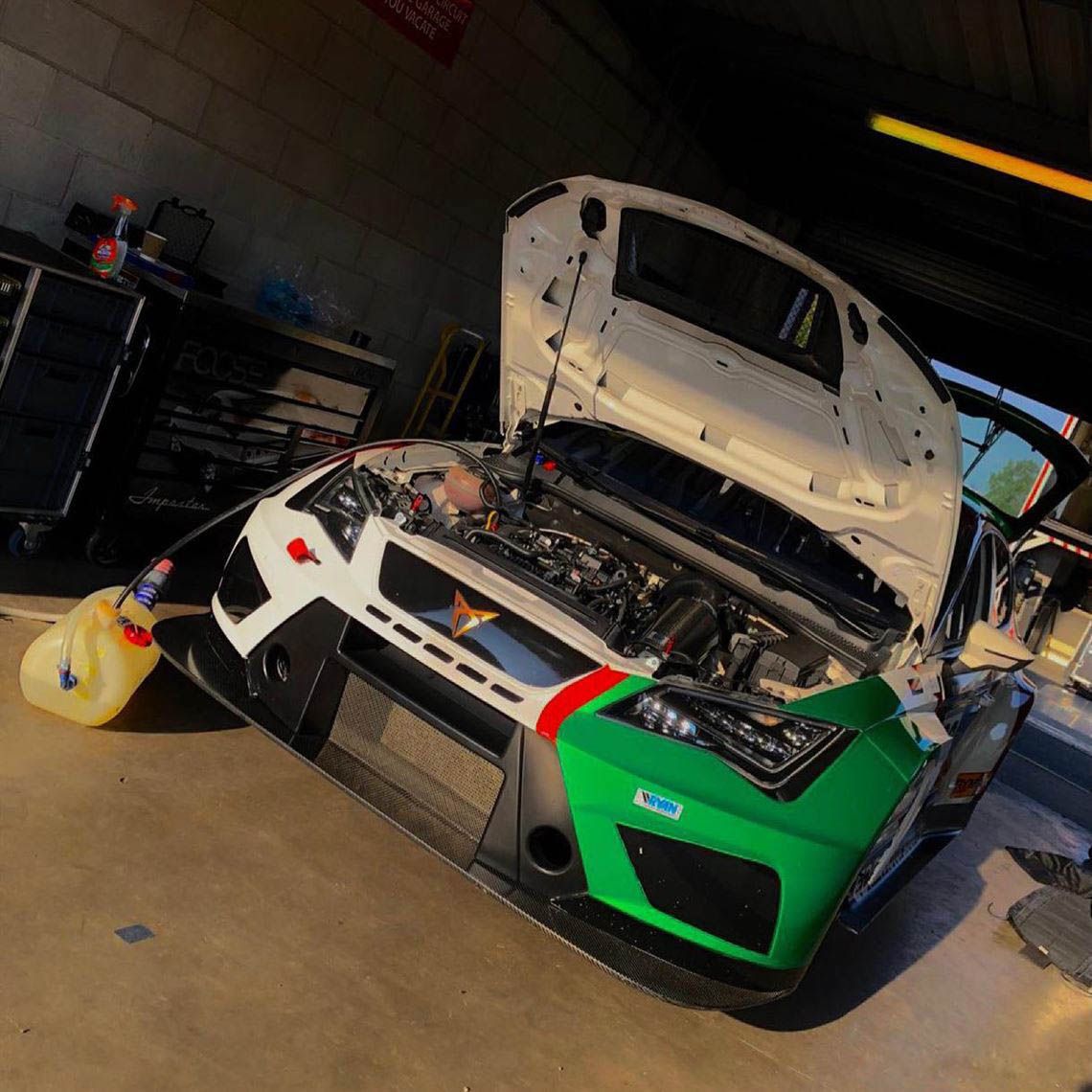 SEAT (シート) Leon Cupra TCR