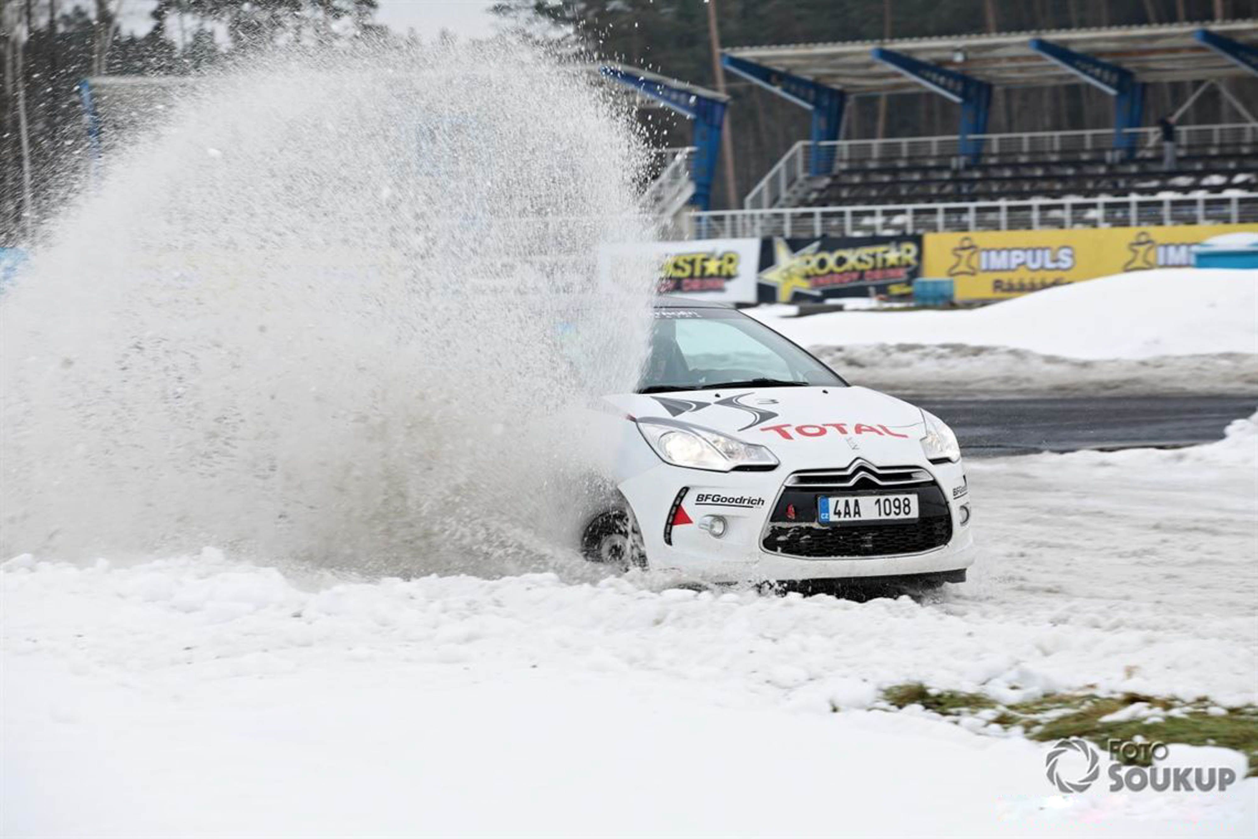 雪铁龙 DS3 1.6 THP race car