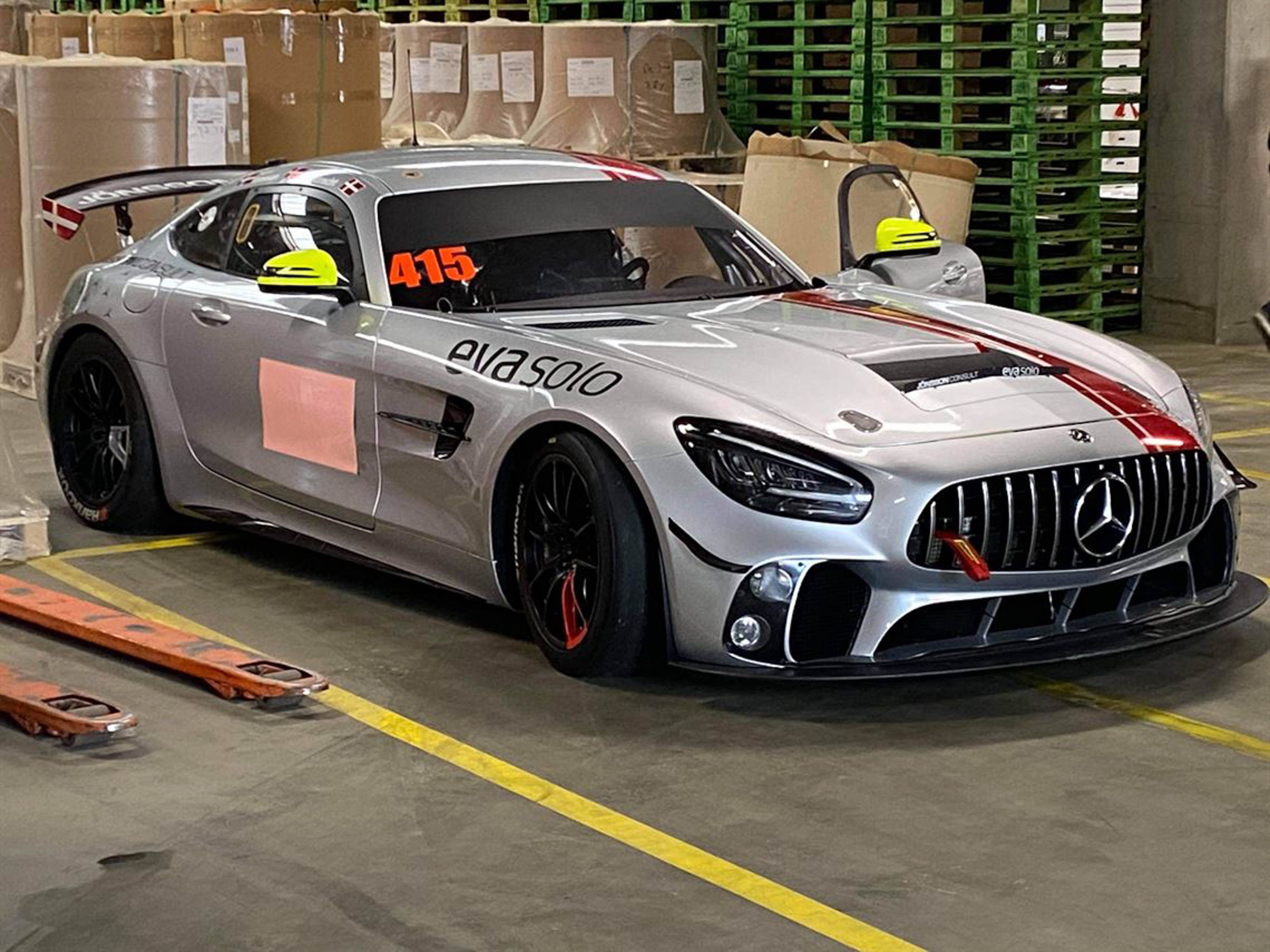 梅赛德斯-AMG GT4 最新升级