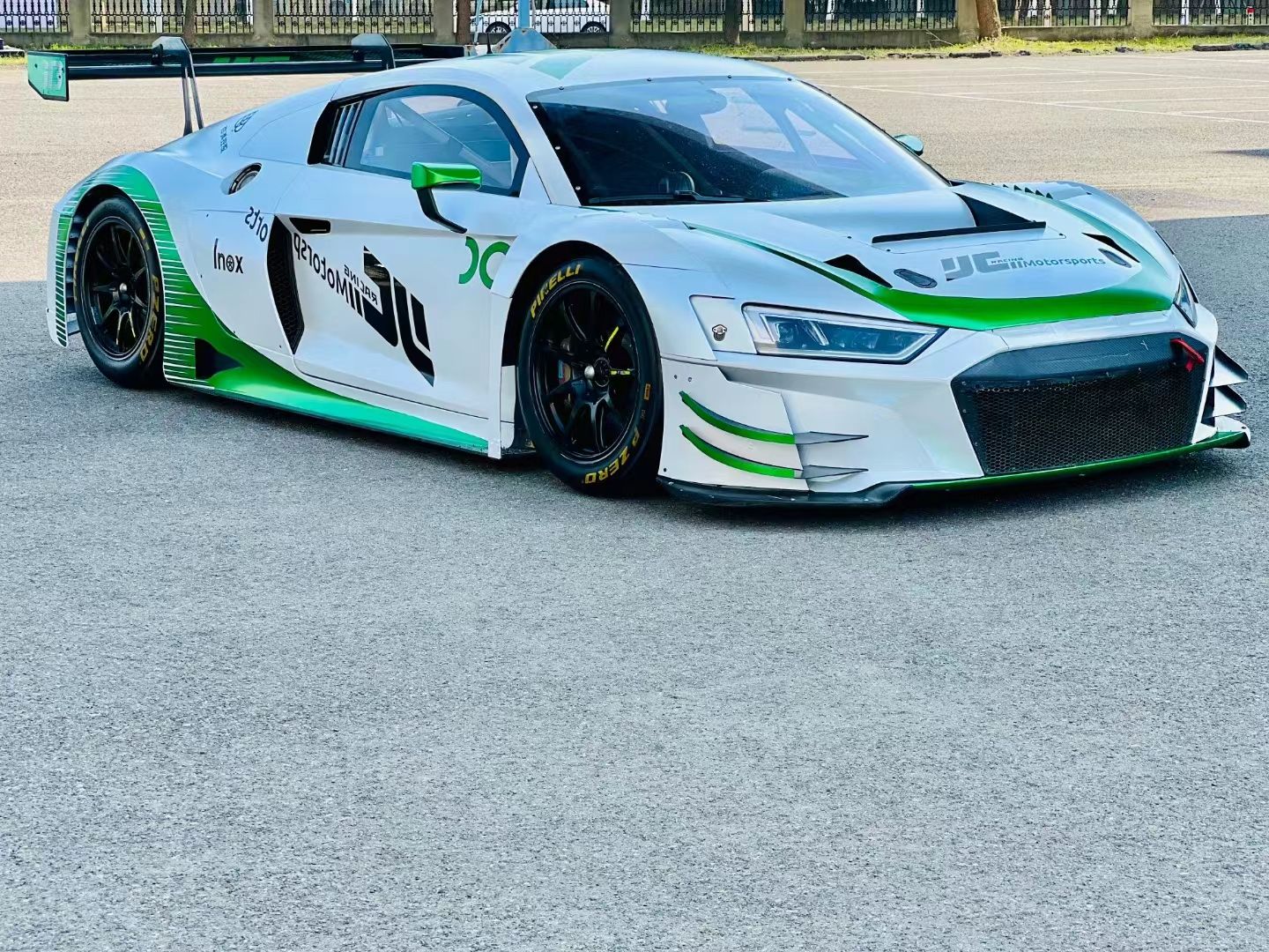 奥迪 R8 LMS GT3