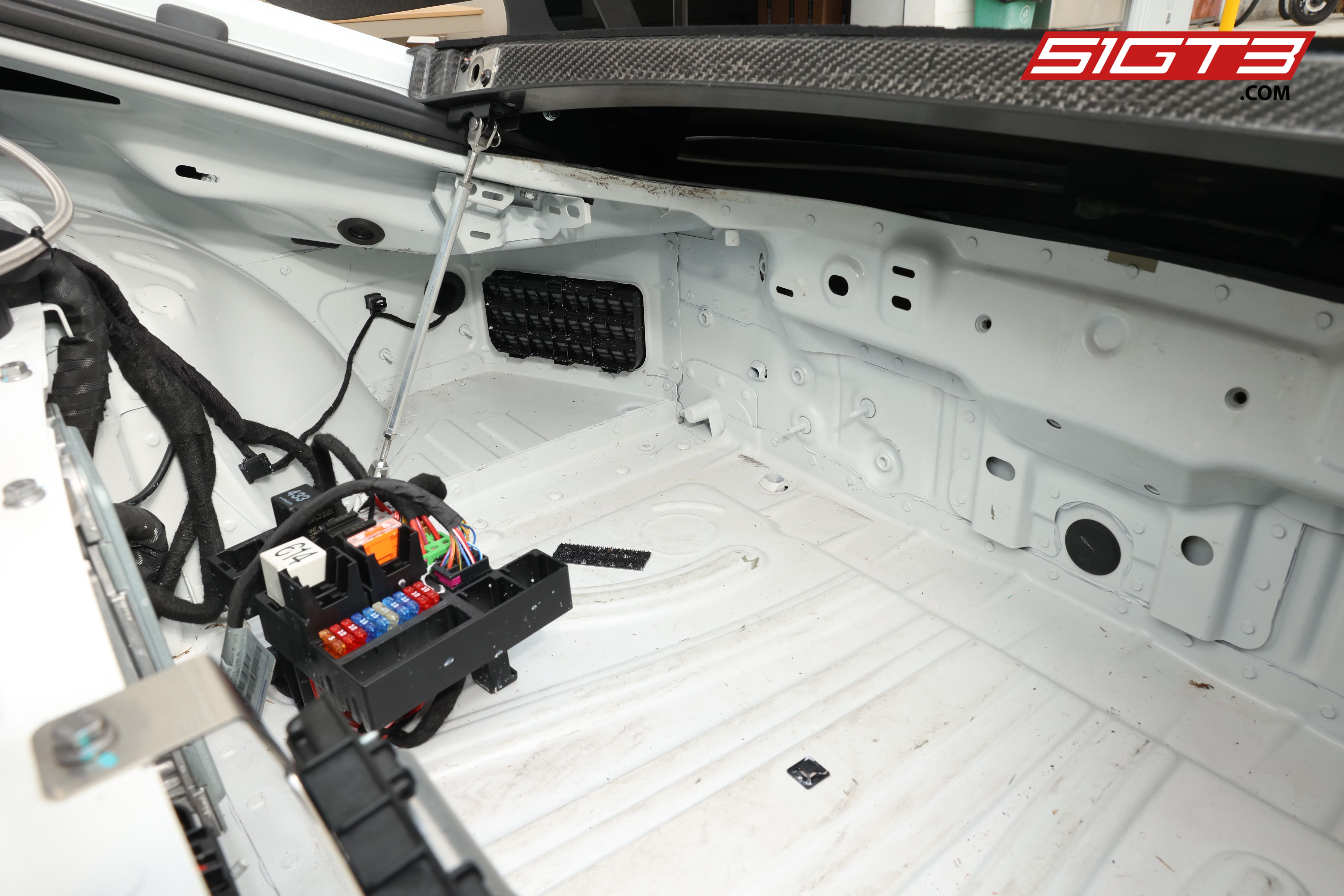 2021 بورش 718 كايمان GT4 كلوبسبورت MR