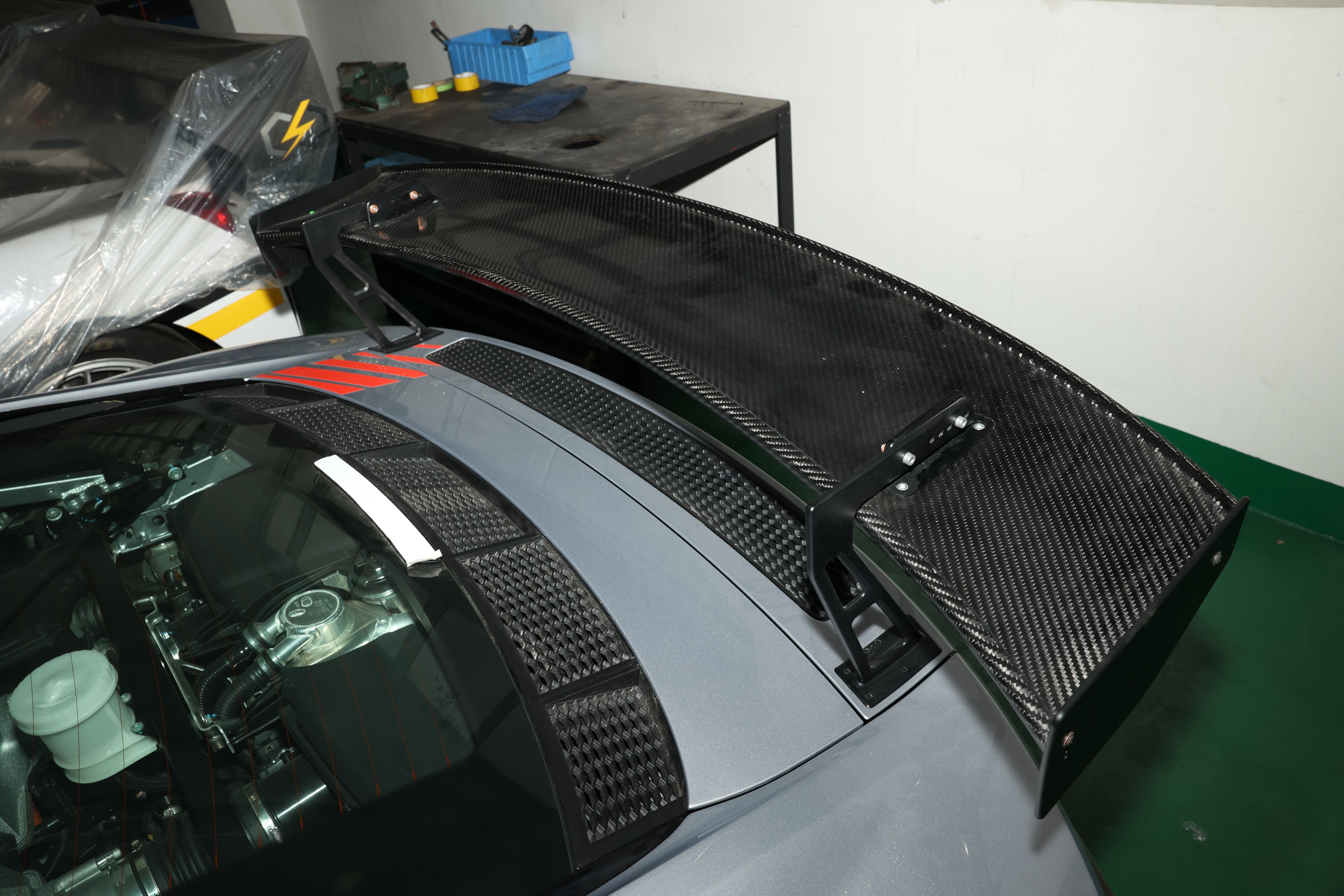 2022 Audi R8 LMS GT4 splinterny bil