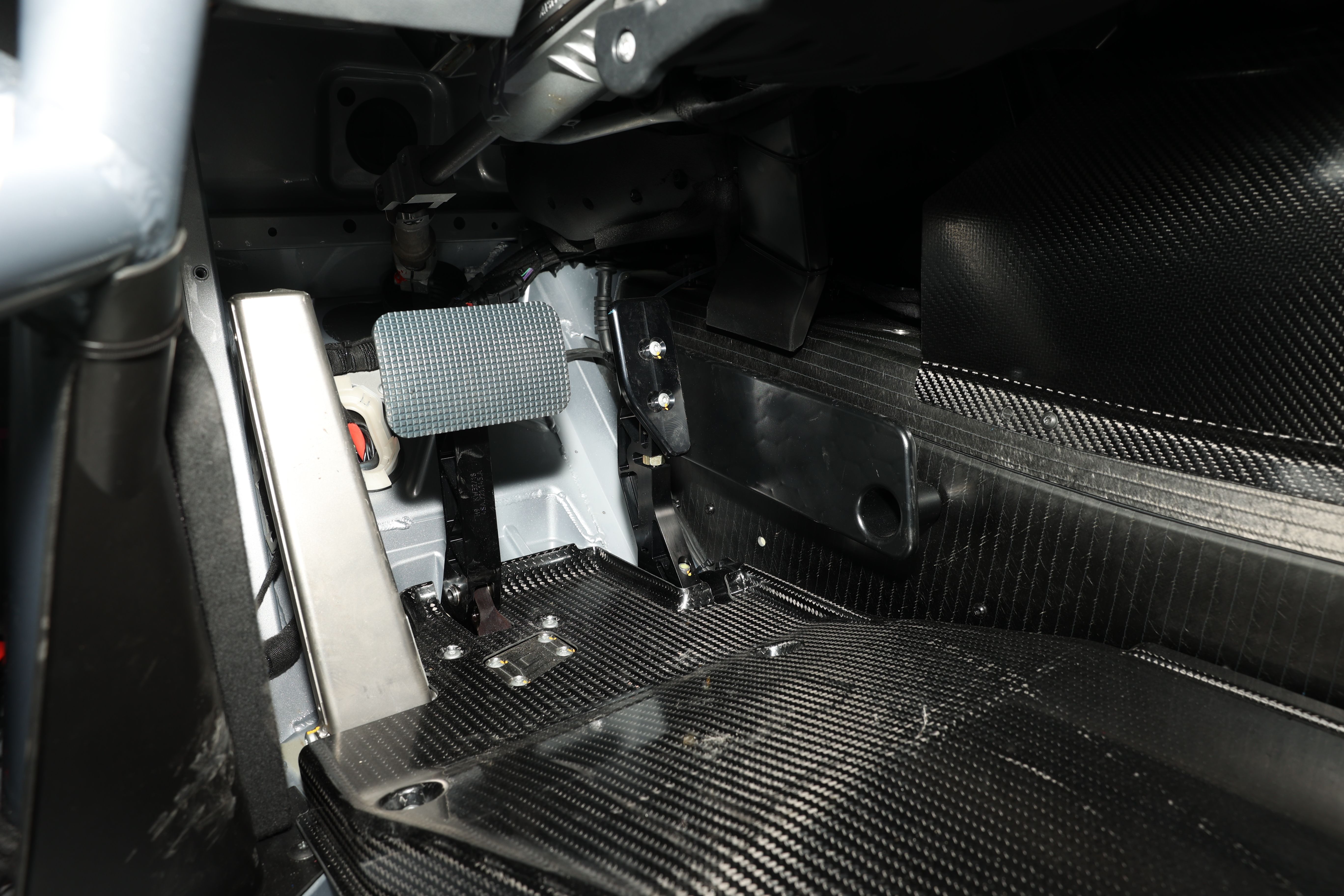 2022 Audi R8 LMS GT4 splinterny bil