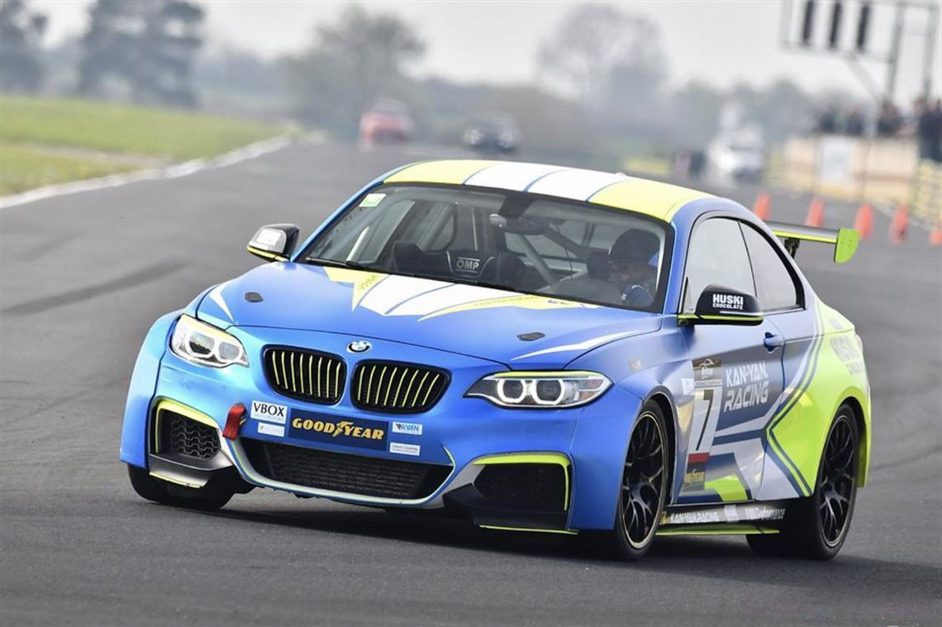 2016 BMW (บีเอ็มดับเบิลยู) M235i Racing Cup