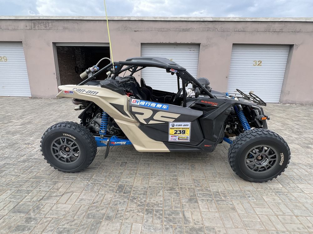 2021 Andere CAN-AM---Maverick-X3