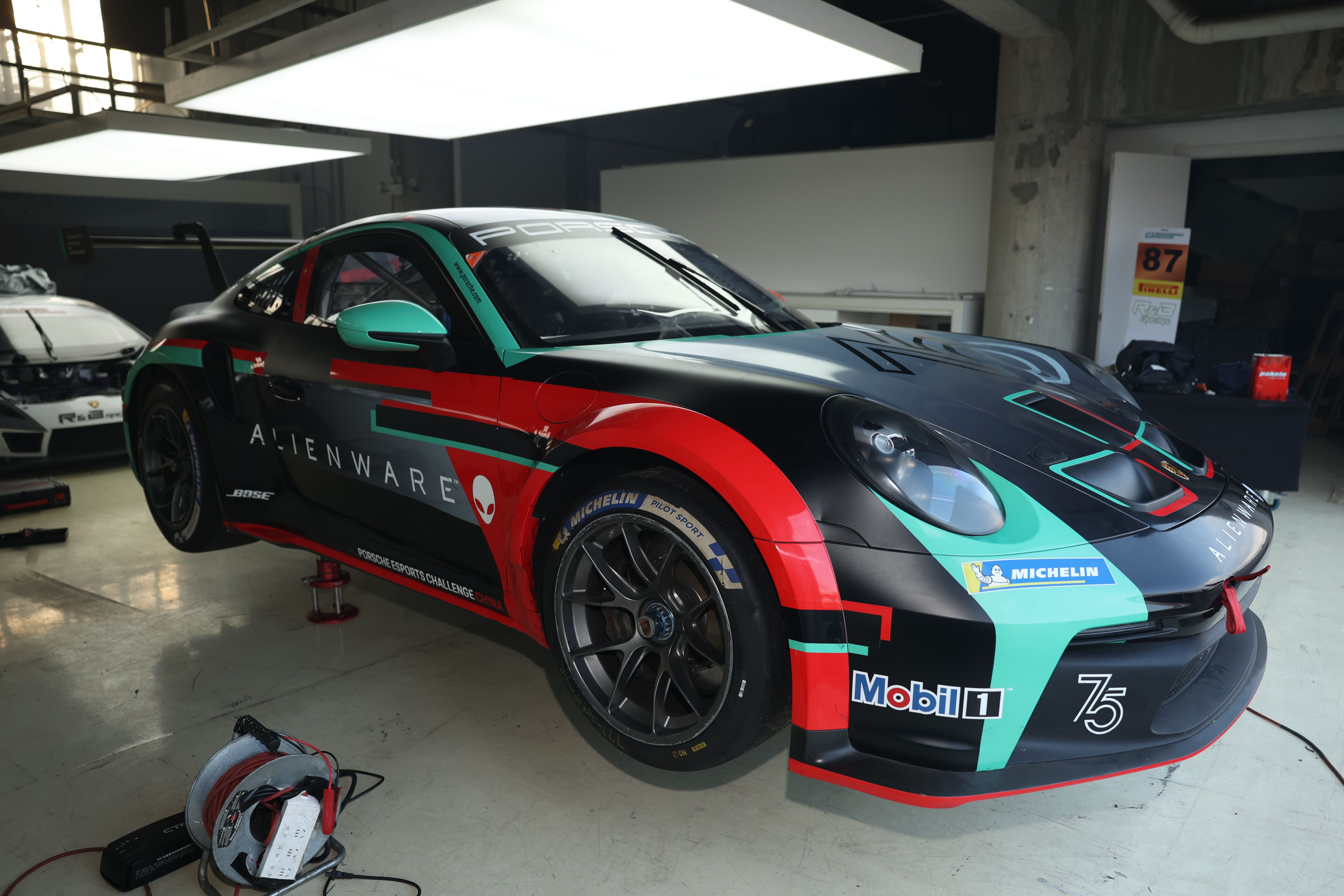 Porsche (ปอร์เช) 992.1 GT3 Cup