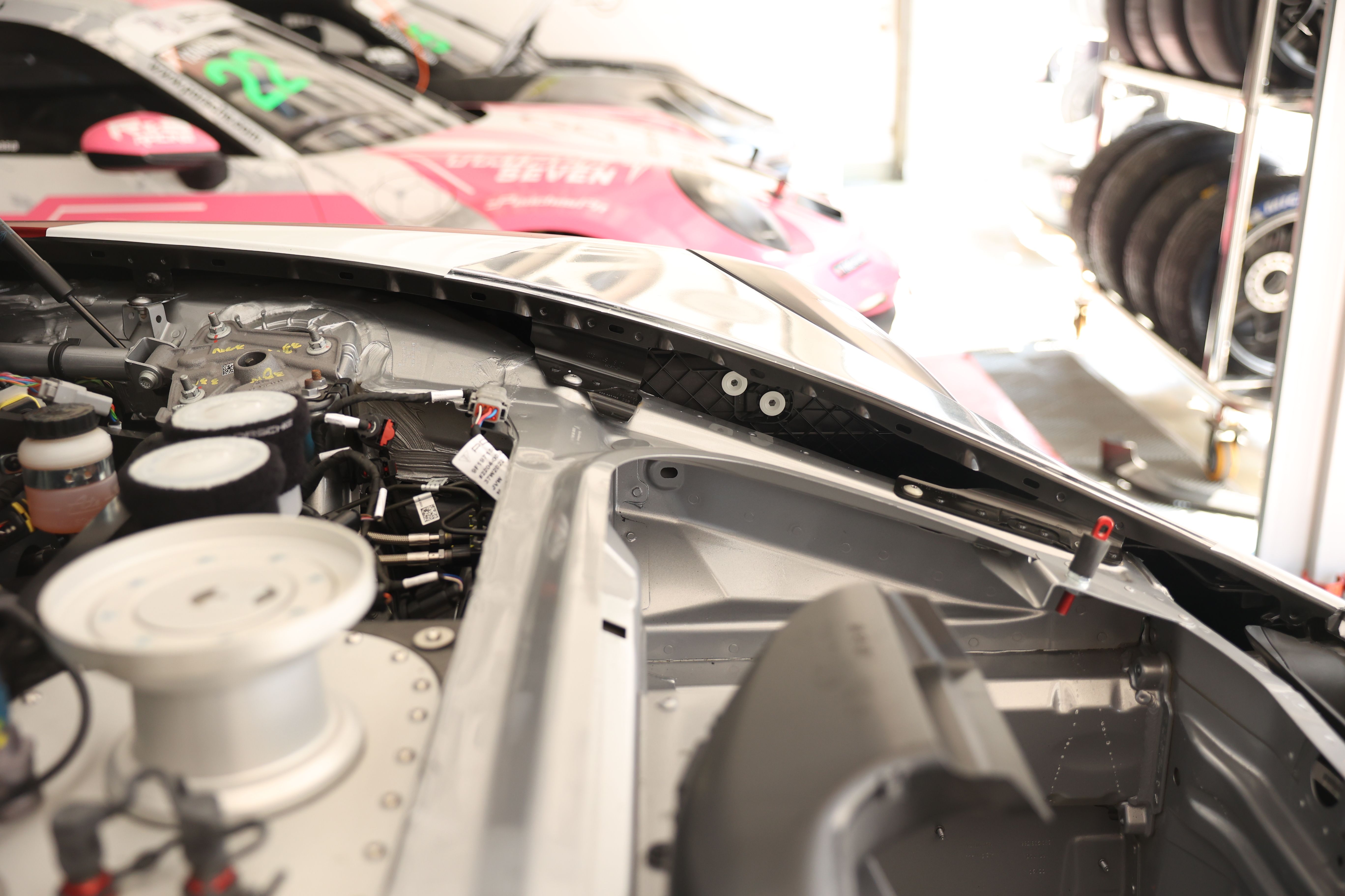 Porsche (ปอร์เช) 992.1 GT3 Cup