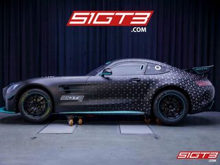 2019 メルセデス・ベンツ AMG GT4