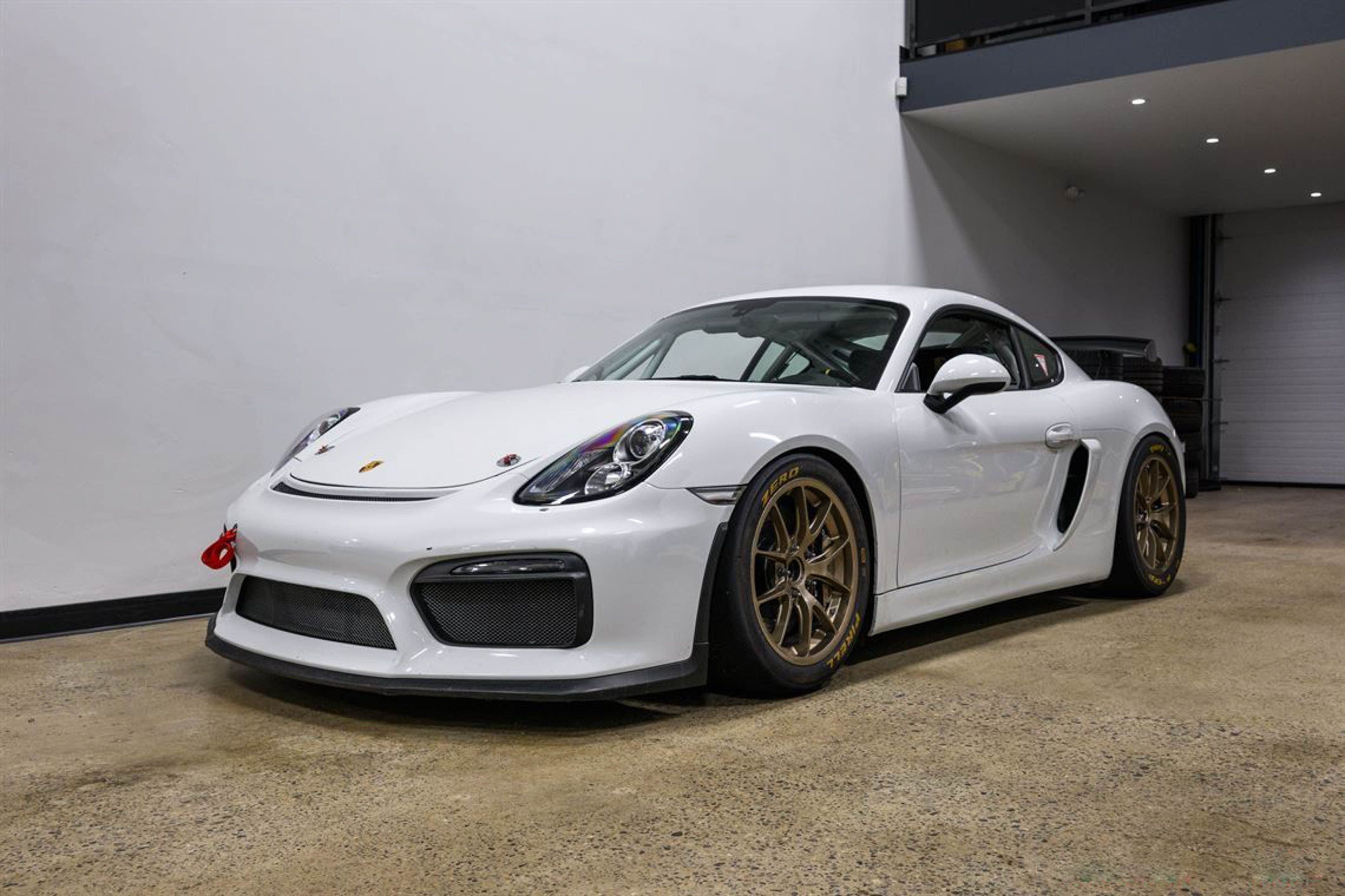 Porscheポルシェ981 GT4カタログ ポルシェ 981ケイマンGT4 日本語版カタログ 約70ページ｜Yahoo