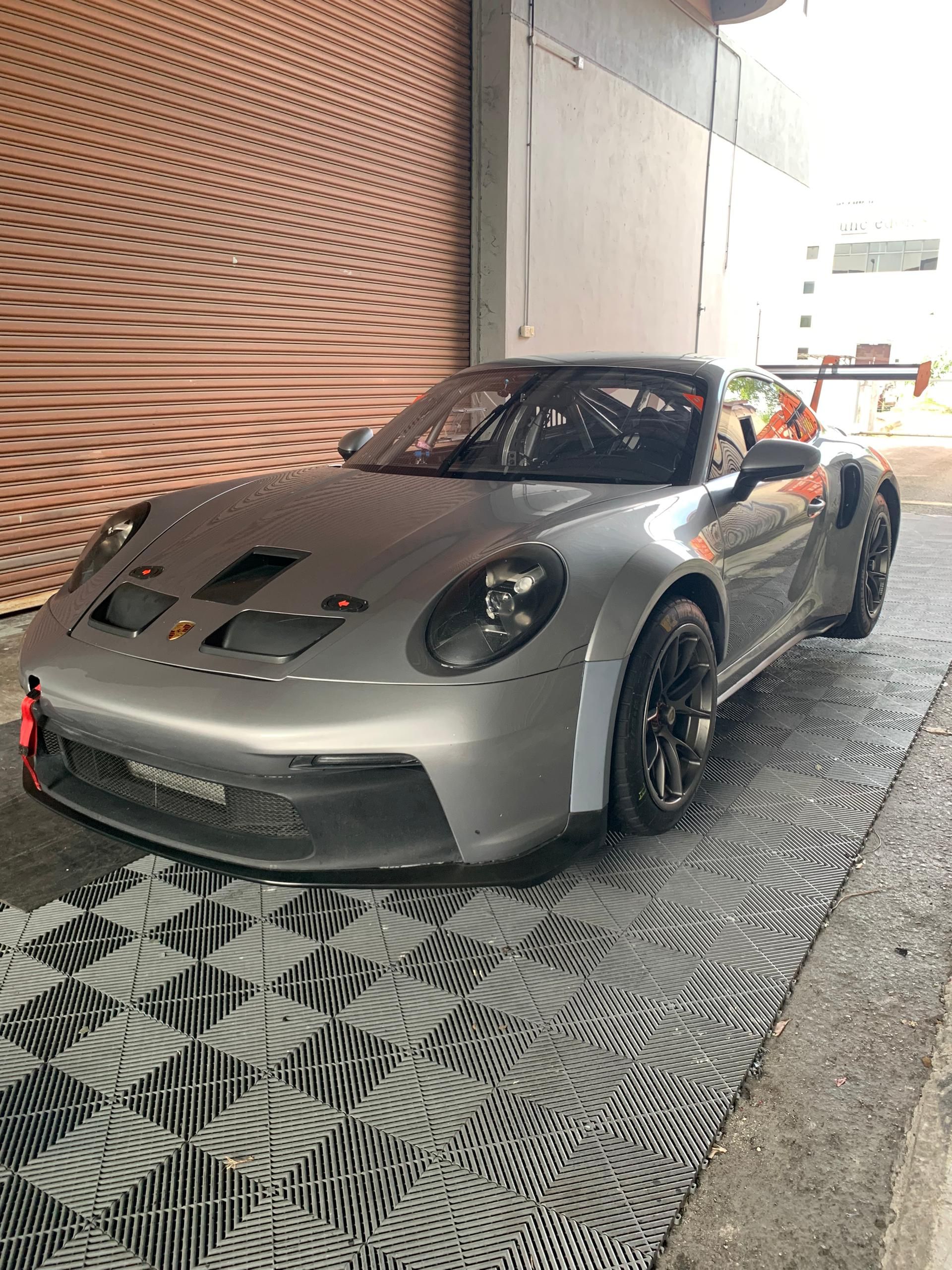 2021 Porsche 911 GT3 Cup (992)-56,9 ore+3,7 oreCambio