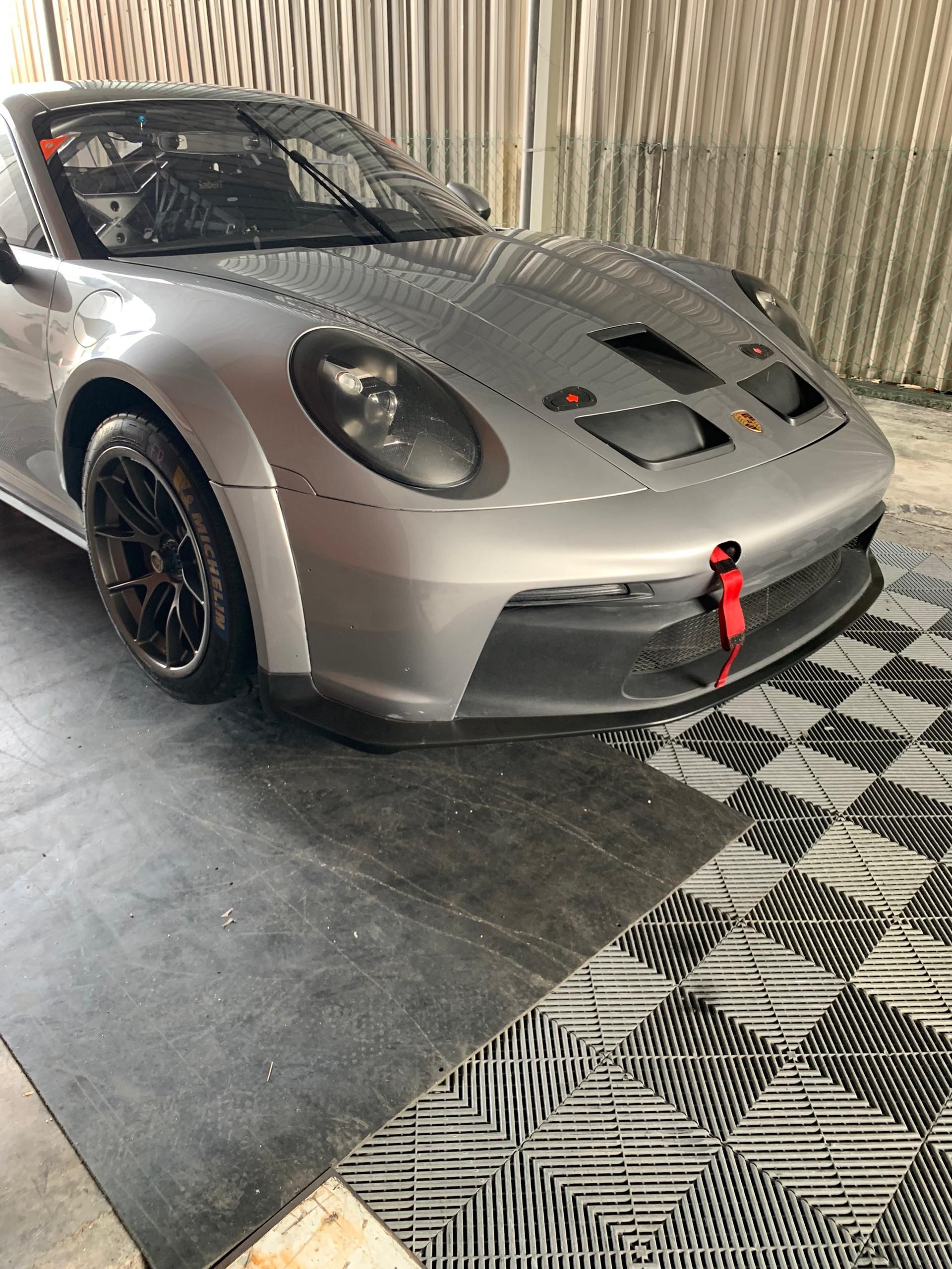 2021 Porsche 911 GT3 Cup (992) - 56,9 heures + 3,7 heures Boîte de vitesses