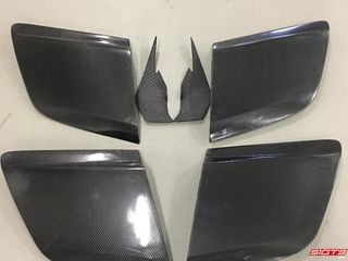 R8 GT4 Sideblades + flics