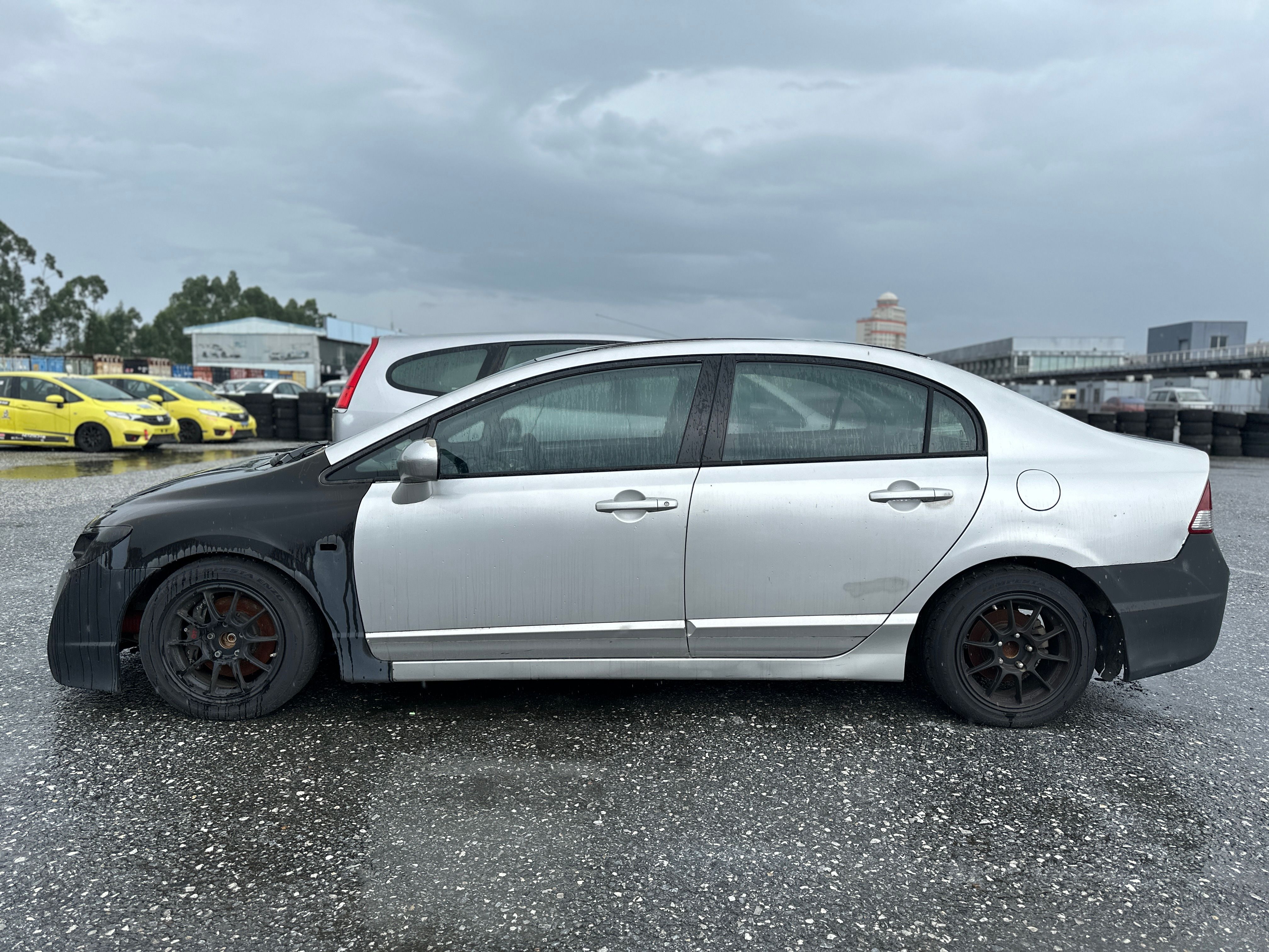 O novo carro de corrida Civic R20 de oitava geração