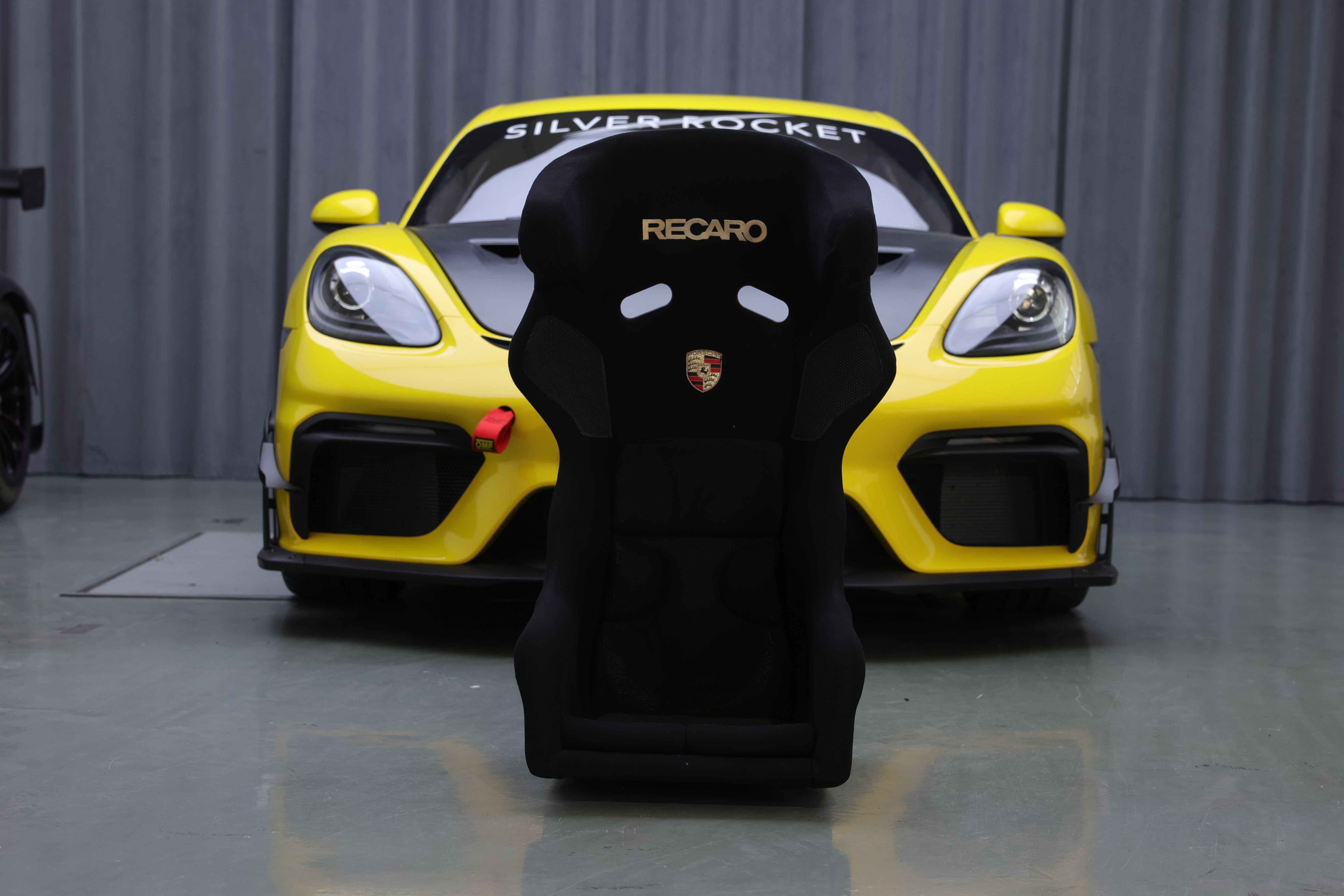 二手：保時捷 996 GT3 CUP OEM 座椅 996.521.037.92