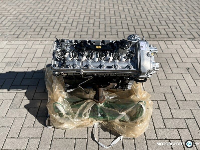 BMW M3 CSL Engine new