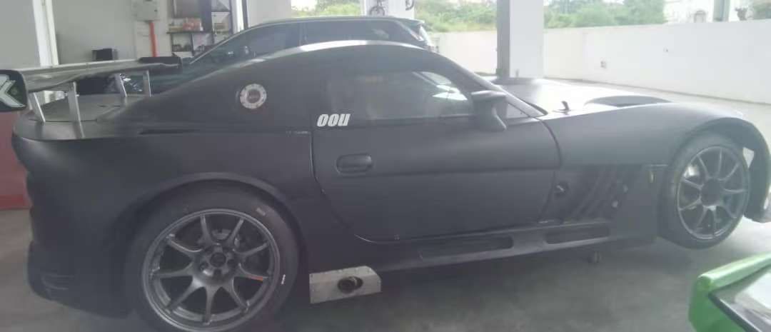 Ginetta G55 GT4 (Baru melakukan 1 perlumbaan)