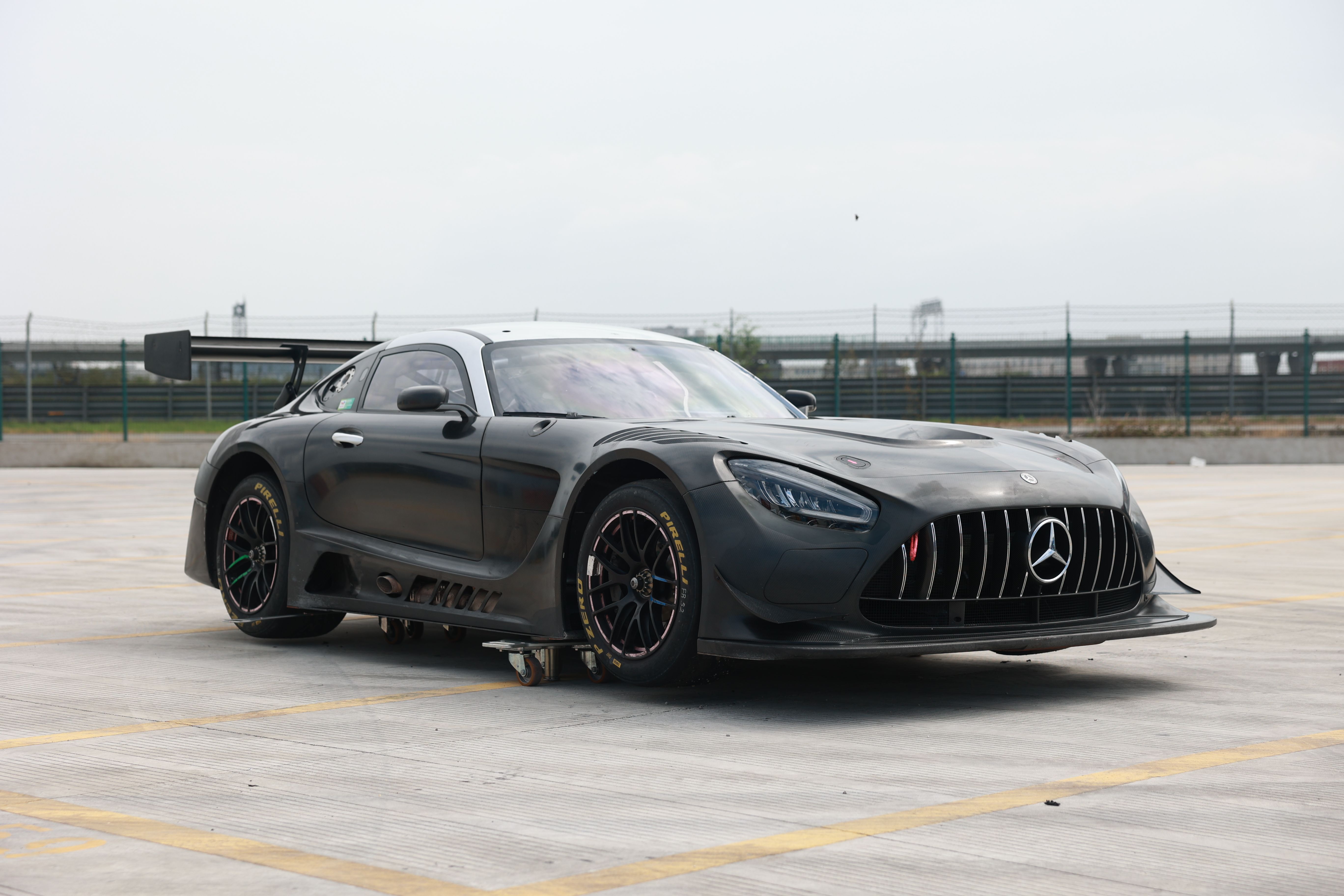 メルセデスベンツ AMG GT3 エボ 488