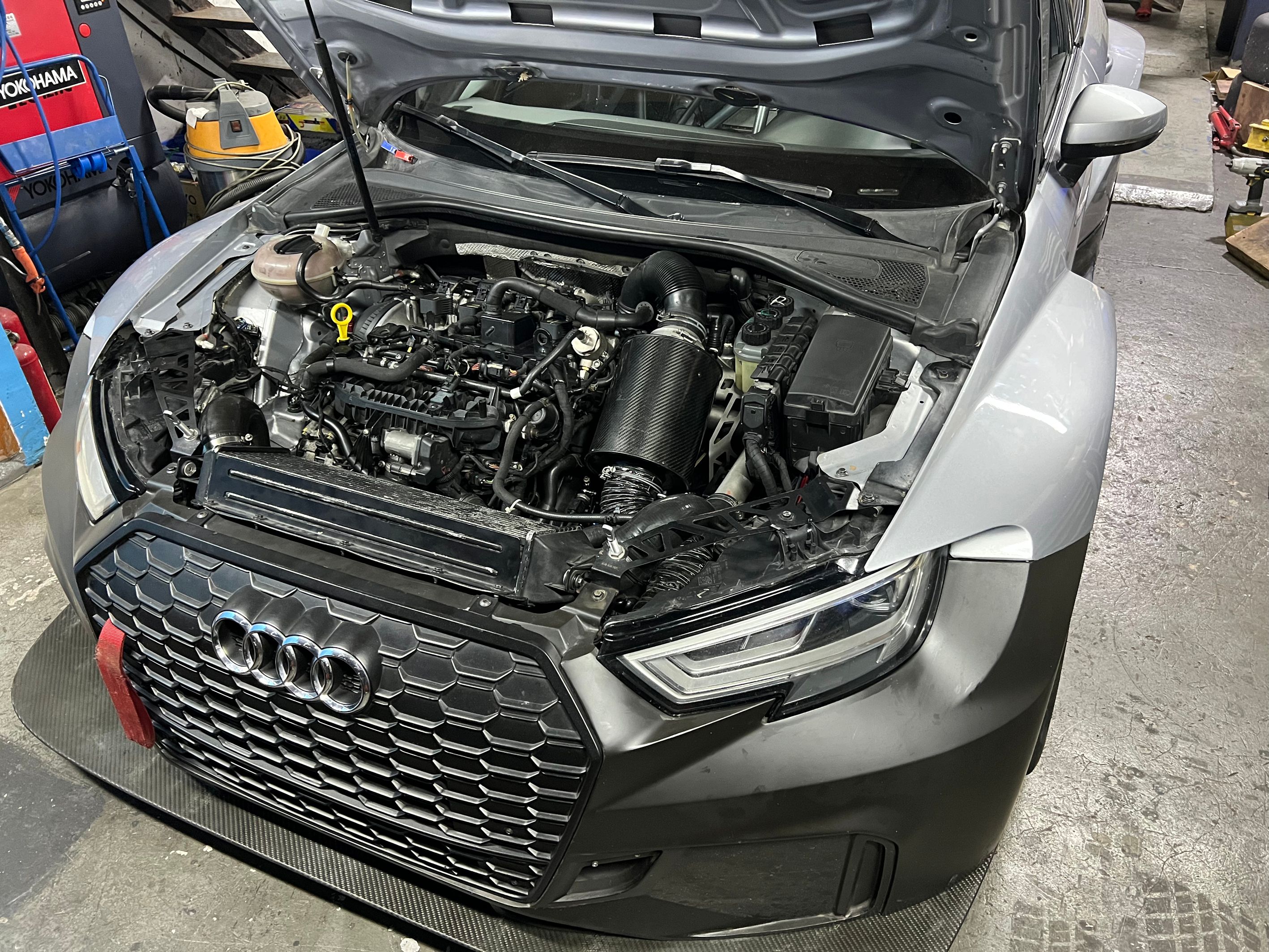 アウディ RS3 LMS TCR 販売 - 51GT3 レースカー 販売 アウディ RS3 LMS TCR 販売 - 51GT3 レースカー 販売
