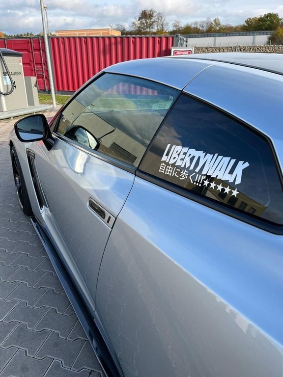 นิสสัน จีที-อาร์