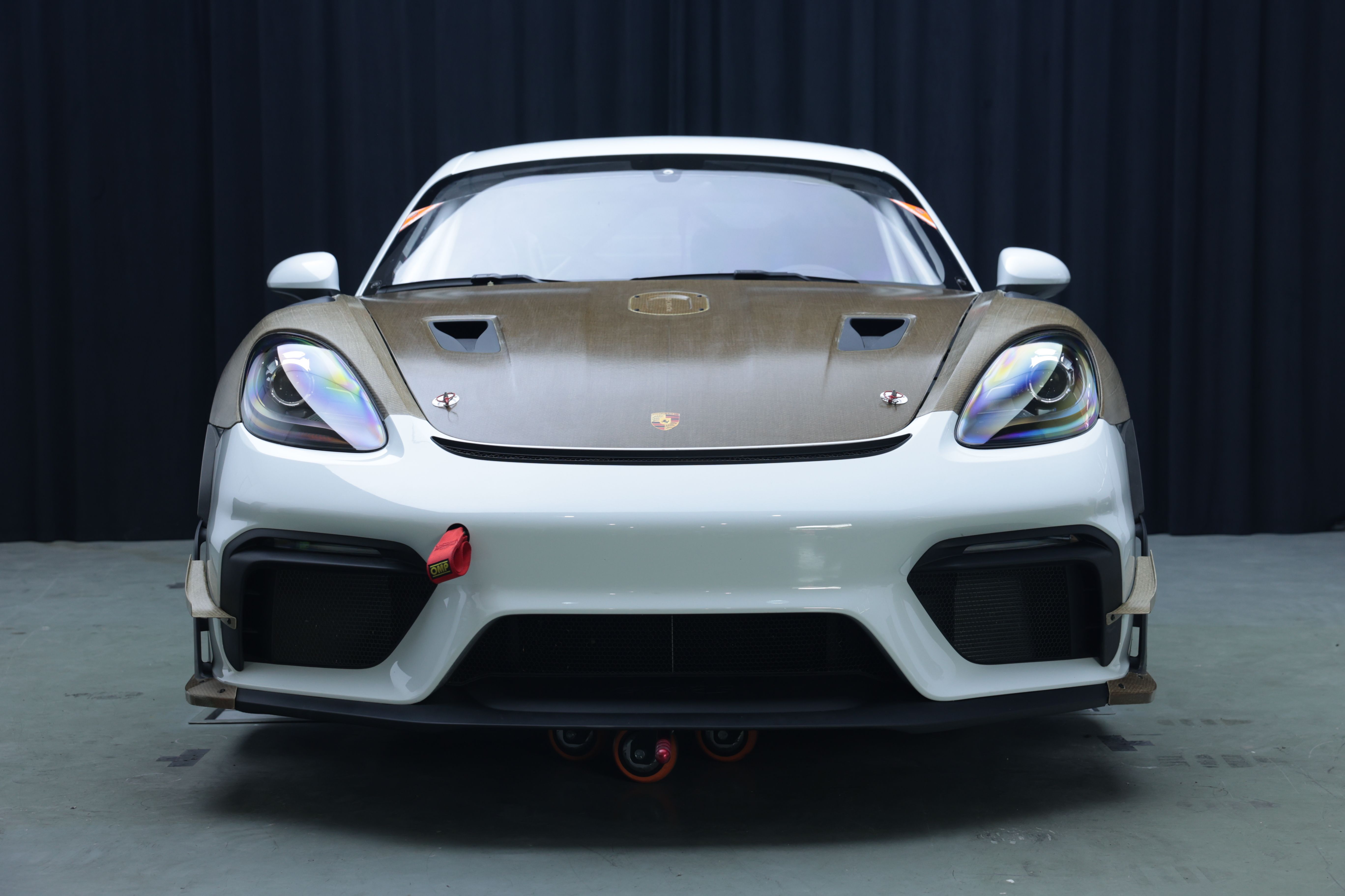 中古 Porsche (ポルシェ) GT4 レースカー販売 - 51GT3 - アジア
