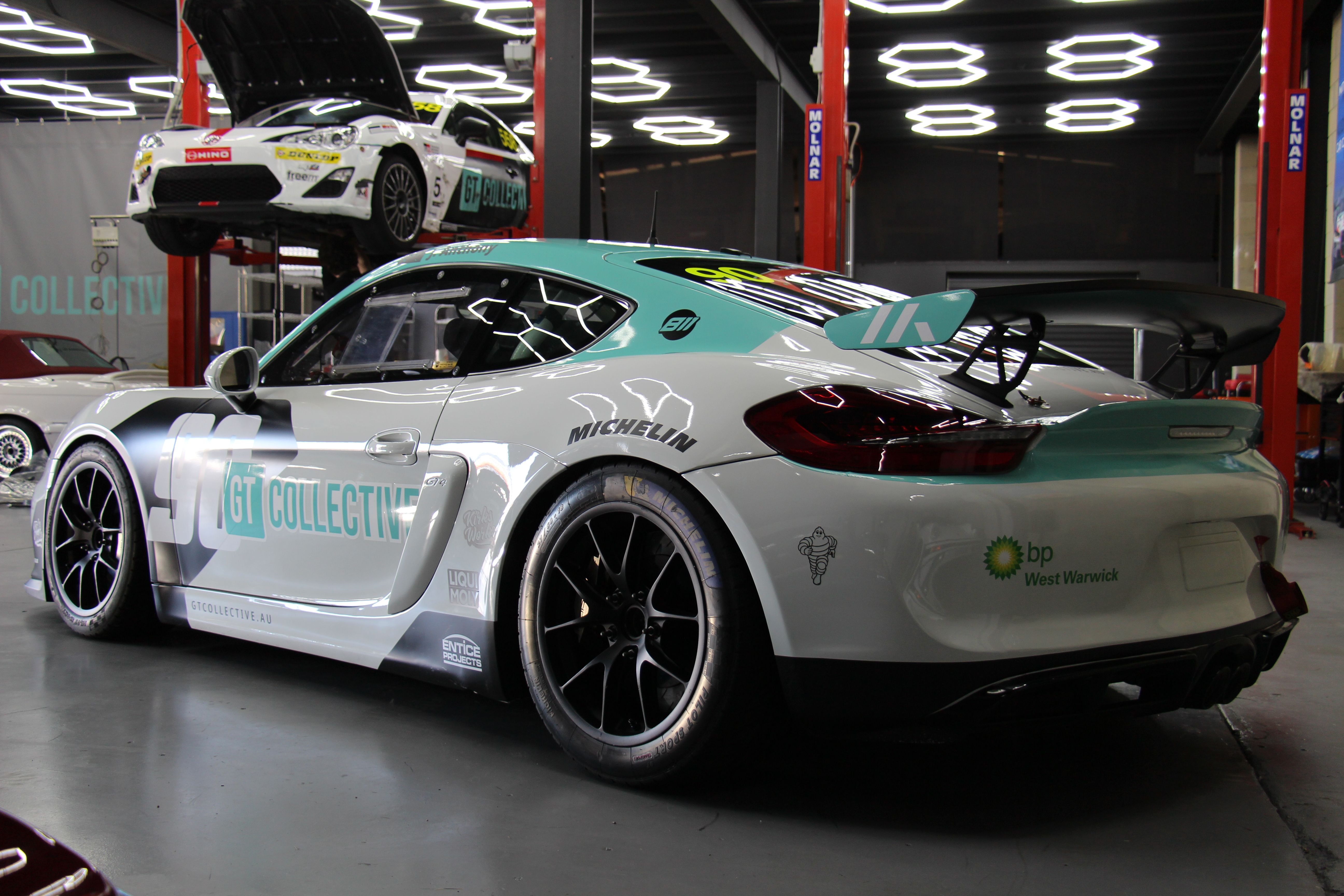 Porsche Cayman GT4 MR (Manthey Racing)