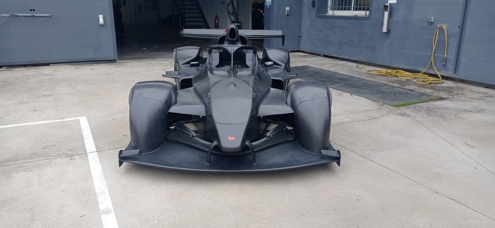 WOLF F1 MISTRAL GB08 Výborný stav