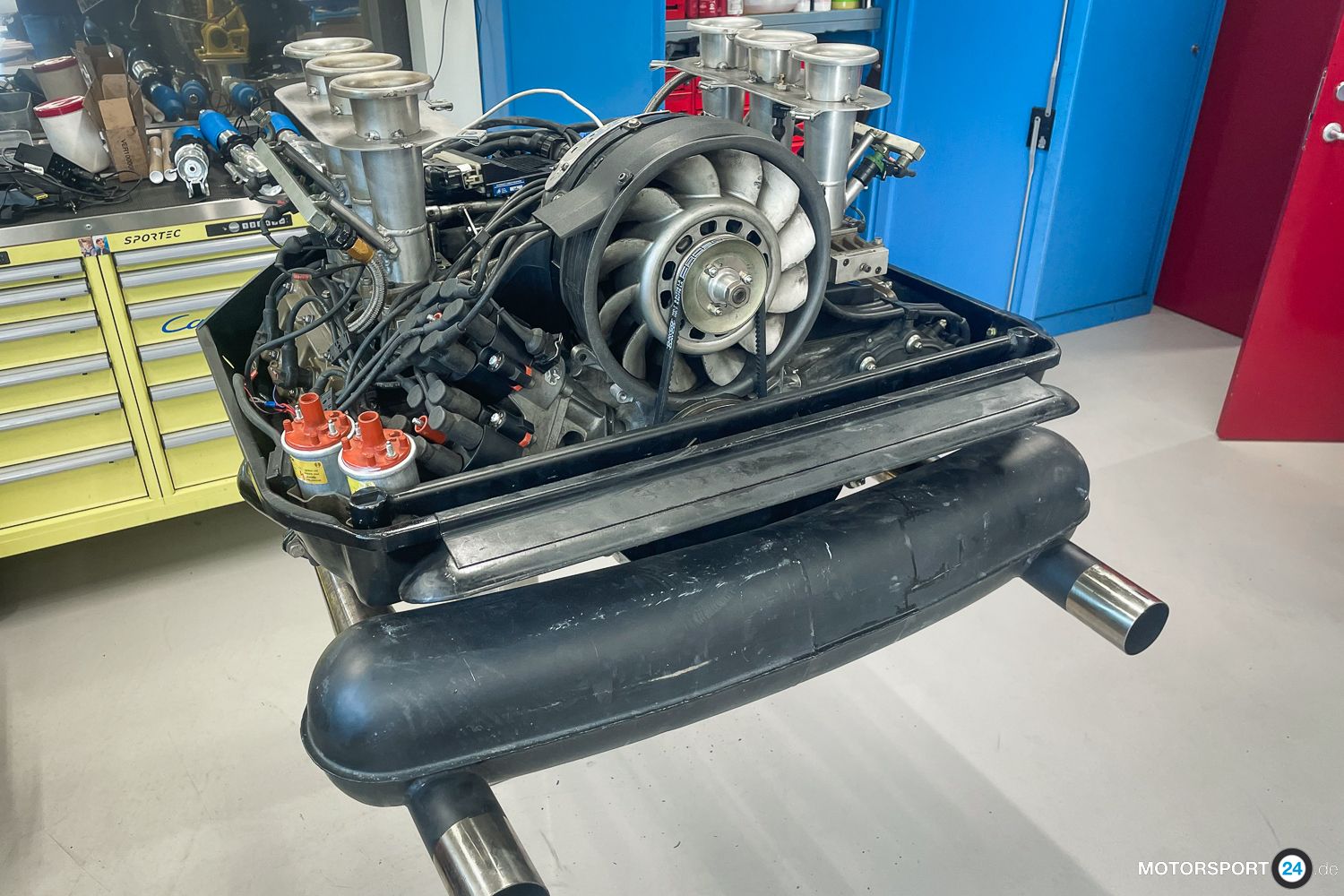 Porsche 964 RSR Motor 3,9l 257,85 kW (391 hp)