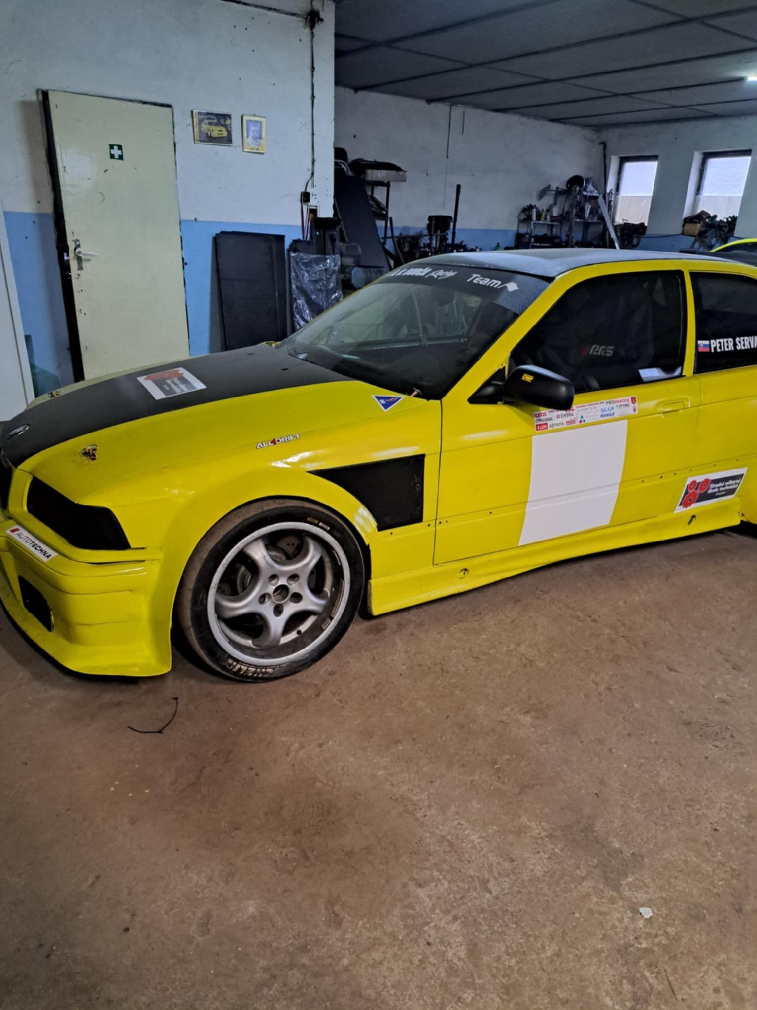 BMW Compact hill climb