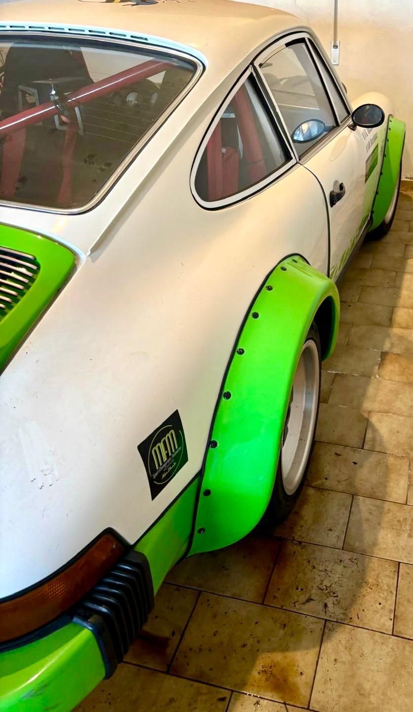 PORSCHE RS 2700
