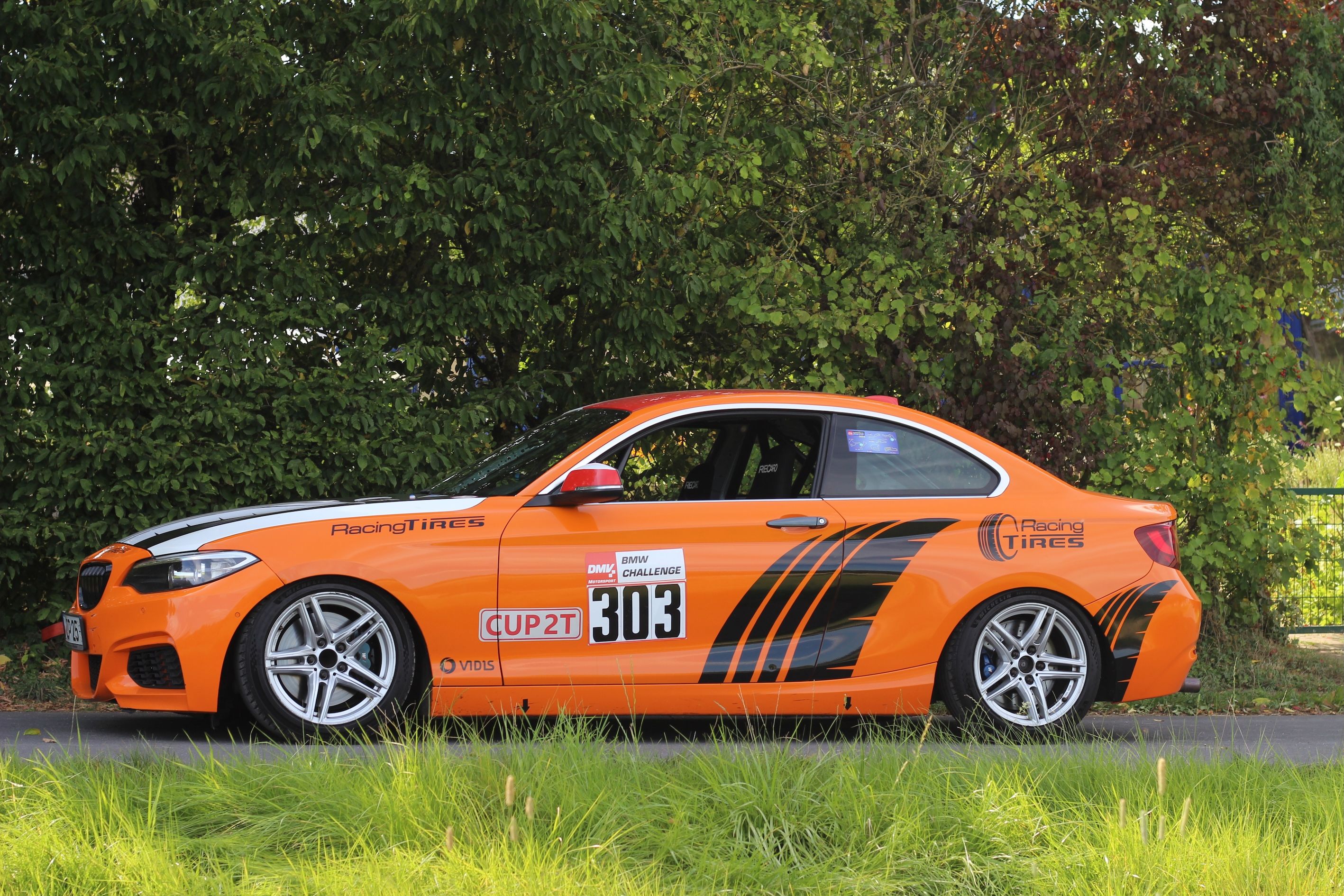 BMW F22 228i tieliikennekelpoinen rata-auto