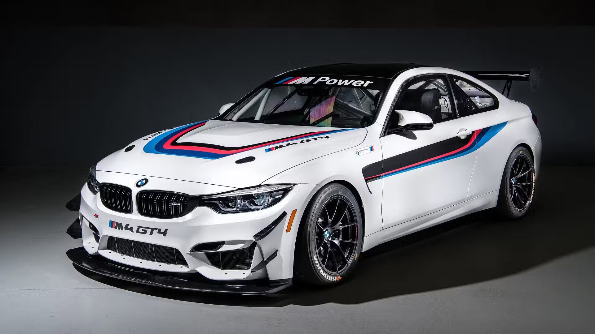 BMW M4 GT4 F82
