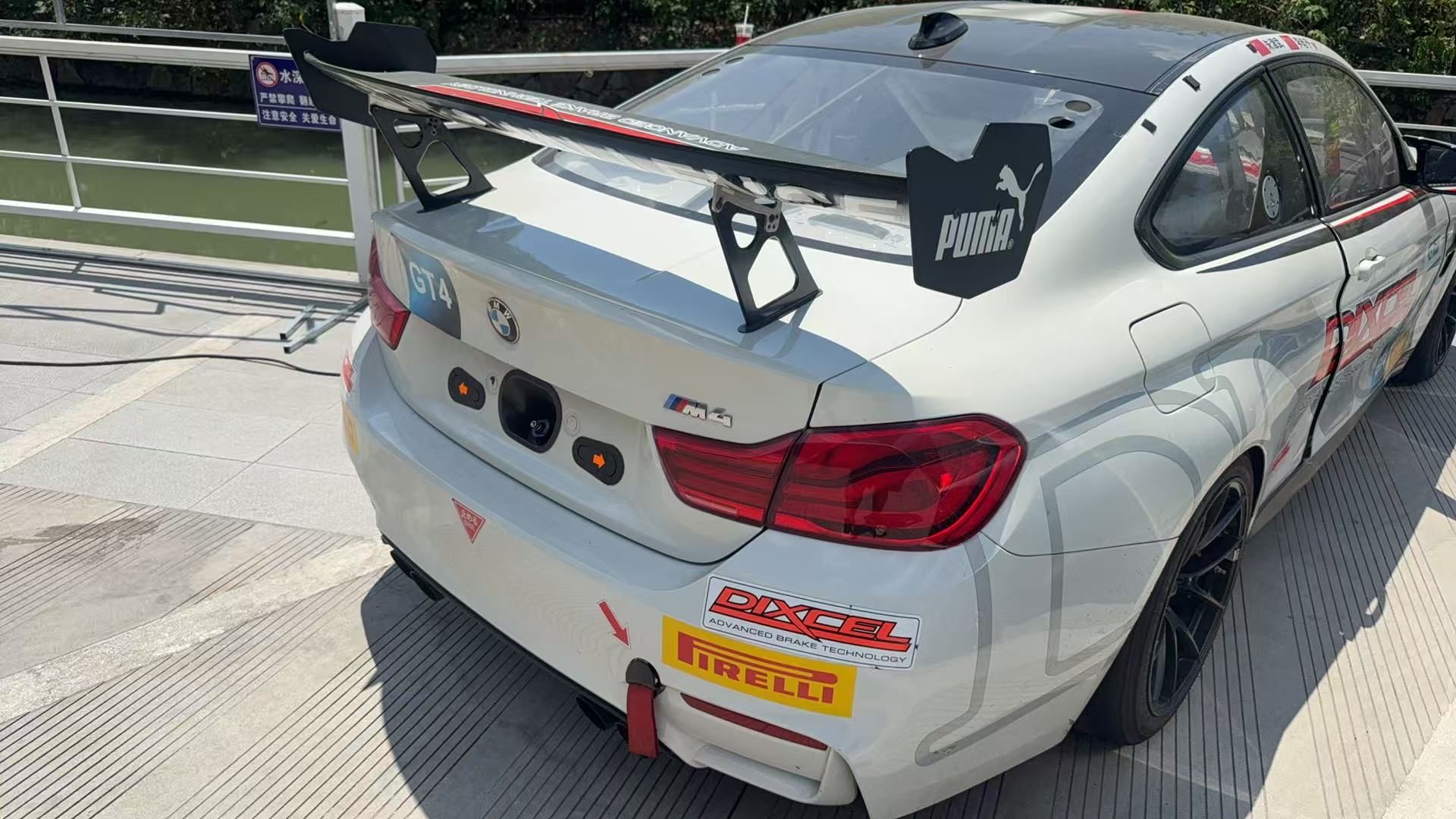 2018 BMW F82 M4 GT4